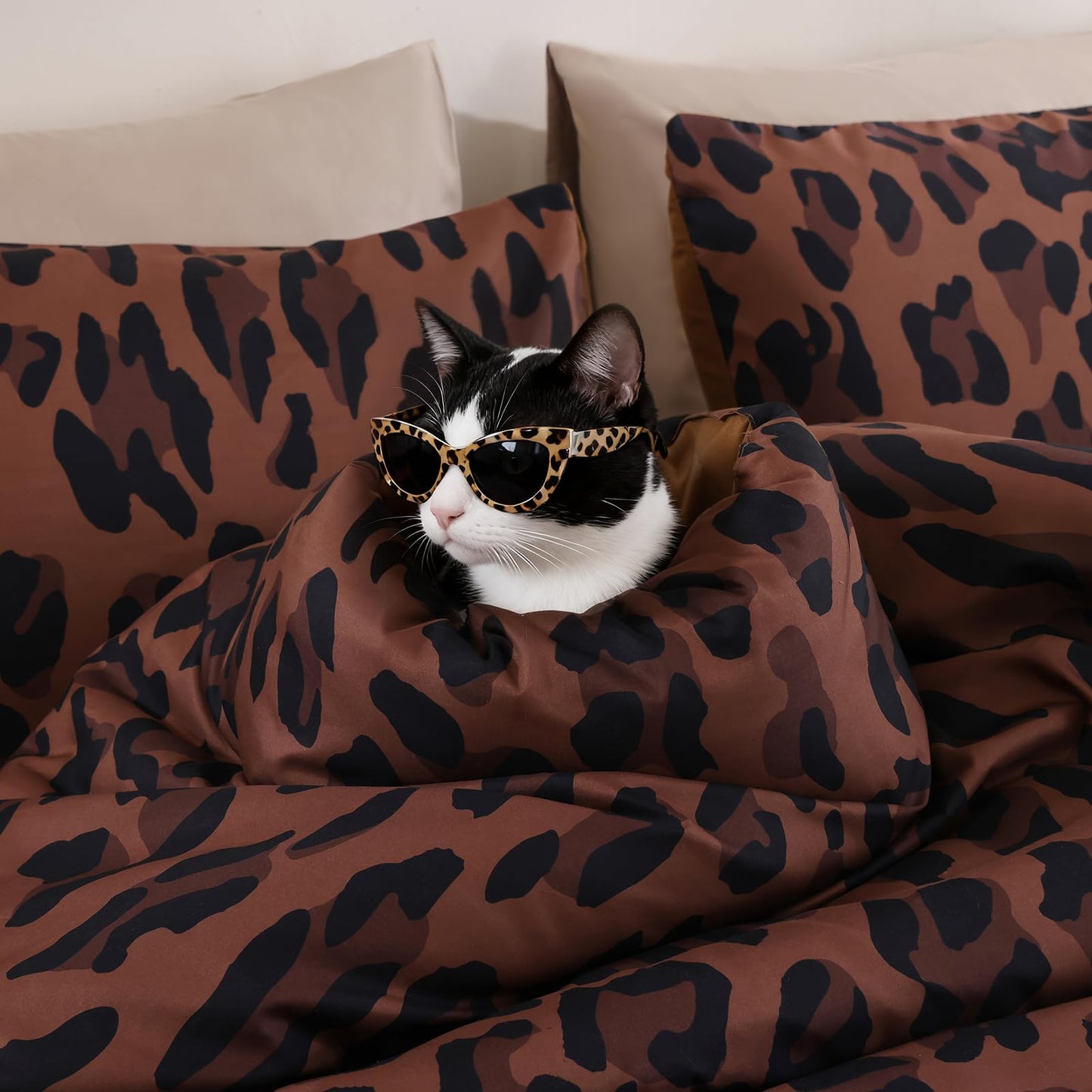 JANZAA Cheetah & Leopard Print Comforter Set Queen Size - 3 Pieces Animal Print Comforter Set, Fluffy Cozy Chic Faux Fur Brown/Pink Print Bedding Set with 2 Pillowcases for All Season