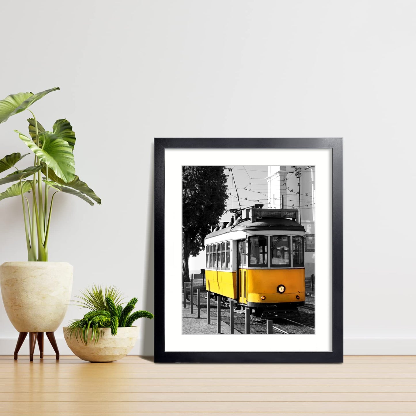 LaVie Home 20x24 Picture Frame Black Poster Frame,Display Pictures 16x20 with Mat or 20x24 Without Mat, Stable and Sturdy Frame and Polished Plexiglass, Horizontal and Vertical Format of The Walls