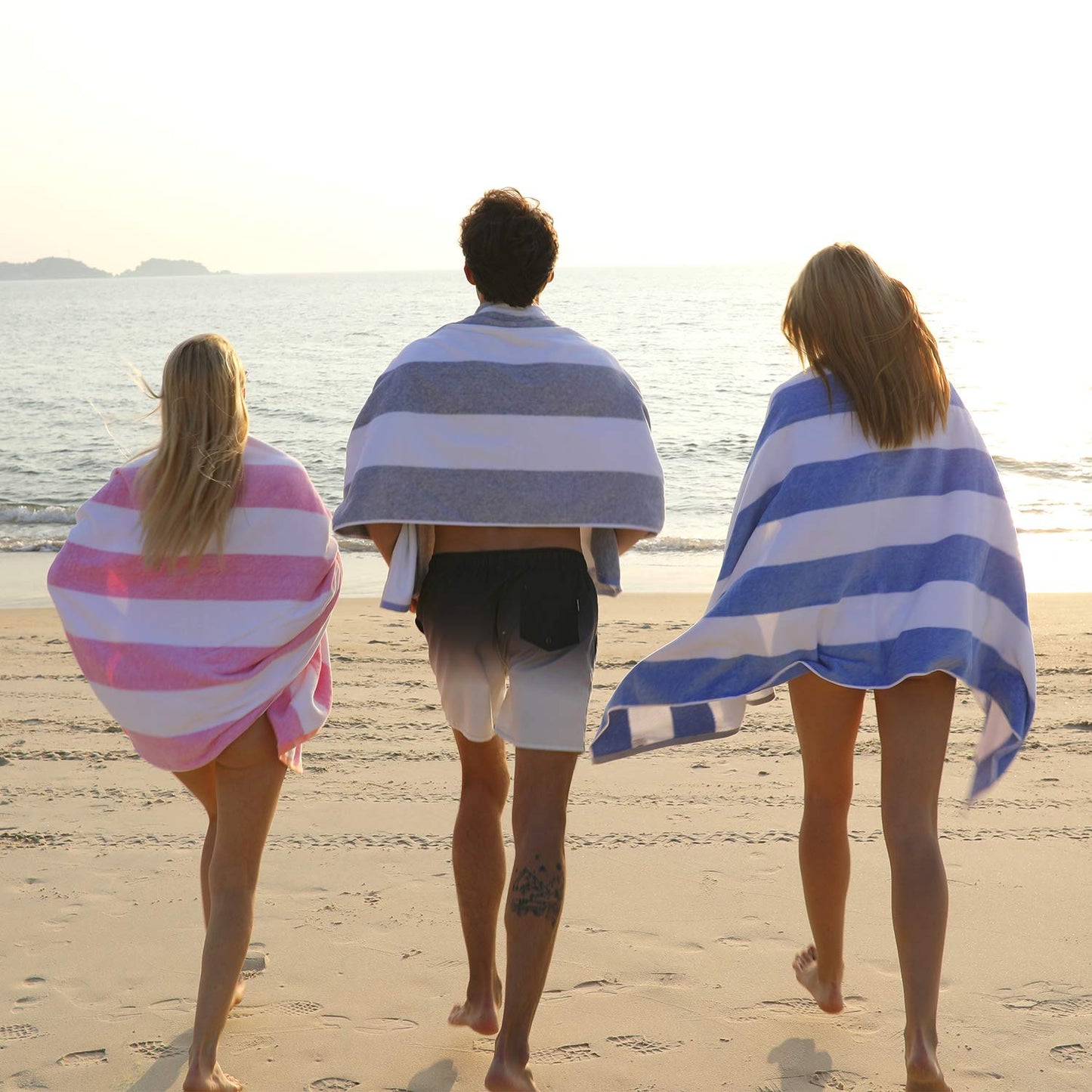 HENBAY Cotton Oversized Beach Towel - Large 70 x 35 Inch Pool Towel, Rose Red Striped Quick Dry Swimming Cabana Towel