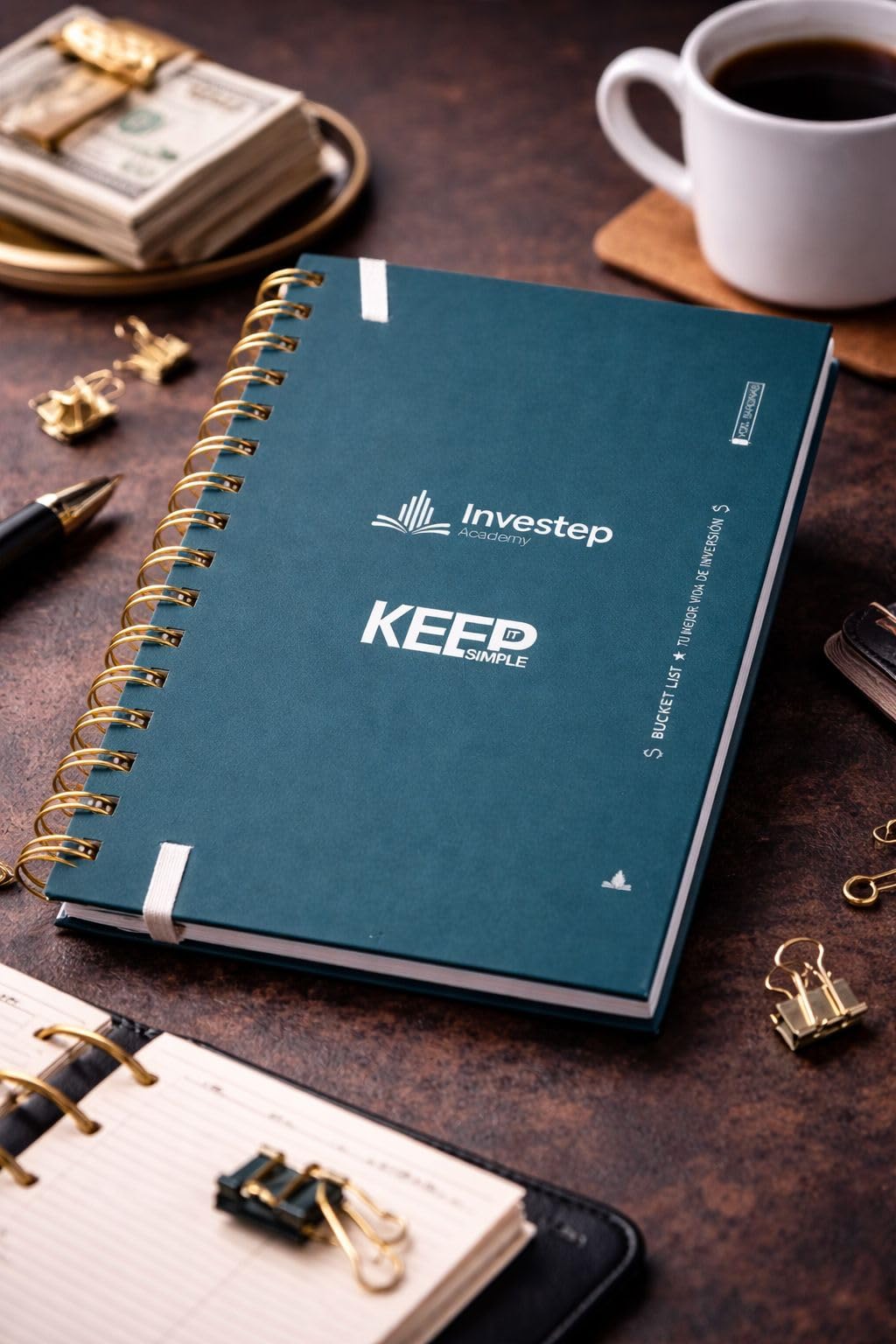 Bucket List – Tu Mejor Vida de Inversión | Journal de Metas Financieras y Crecimiento Personal | Investep Academy – Yoel Sardiñas (Grande (19 x 27 cm))