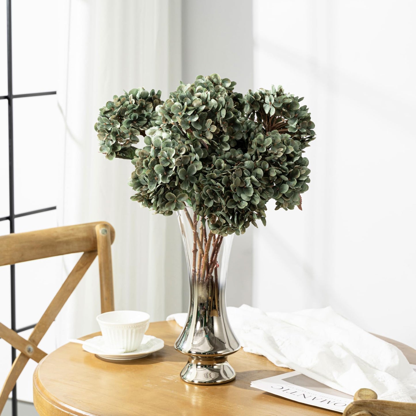 Uqueeten Hydrangea Artificial Flowers,Green Artificial Flower Fake Silk Hydrangea, Heads Bouquet with Stems Bulk for Fall Decoration Table Center Indoor Outdoor Faux Floral Plants 8pcs (Green)