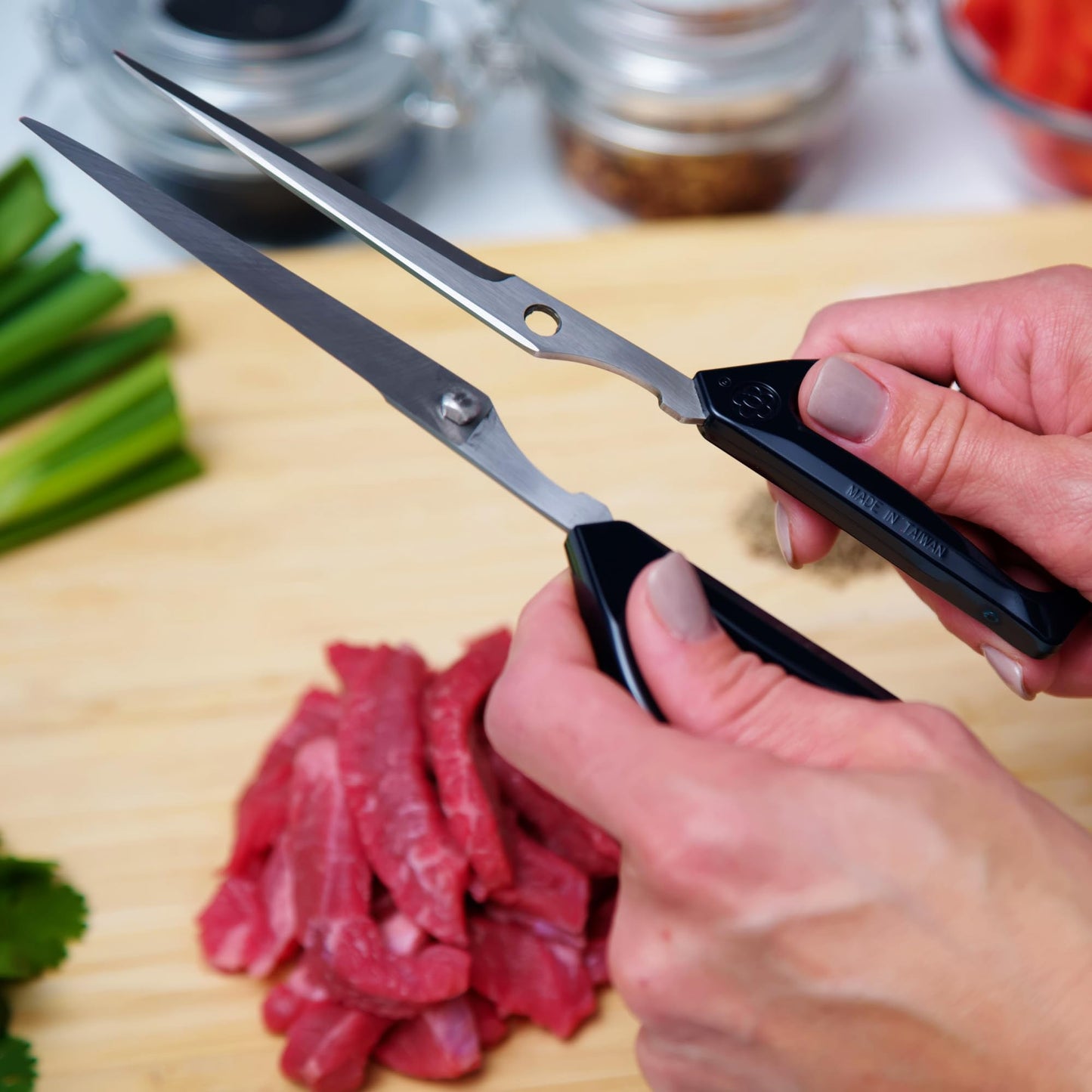 Joyce Chen Kitchen Shears 2-Pack - Includes 8-inch Deluxe and 6-inch Original Unlimited Kitchen Scissors, Dark Navy and Red Handles