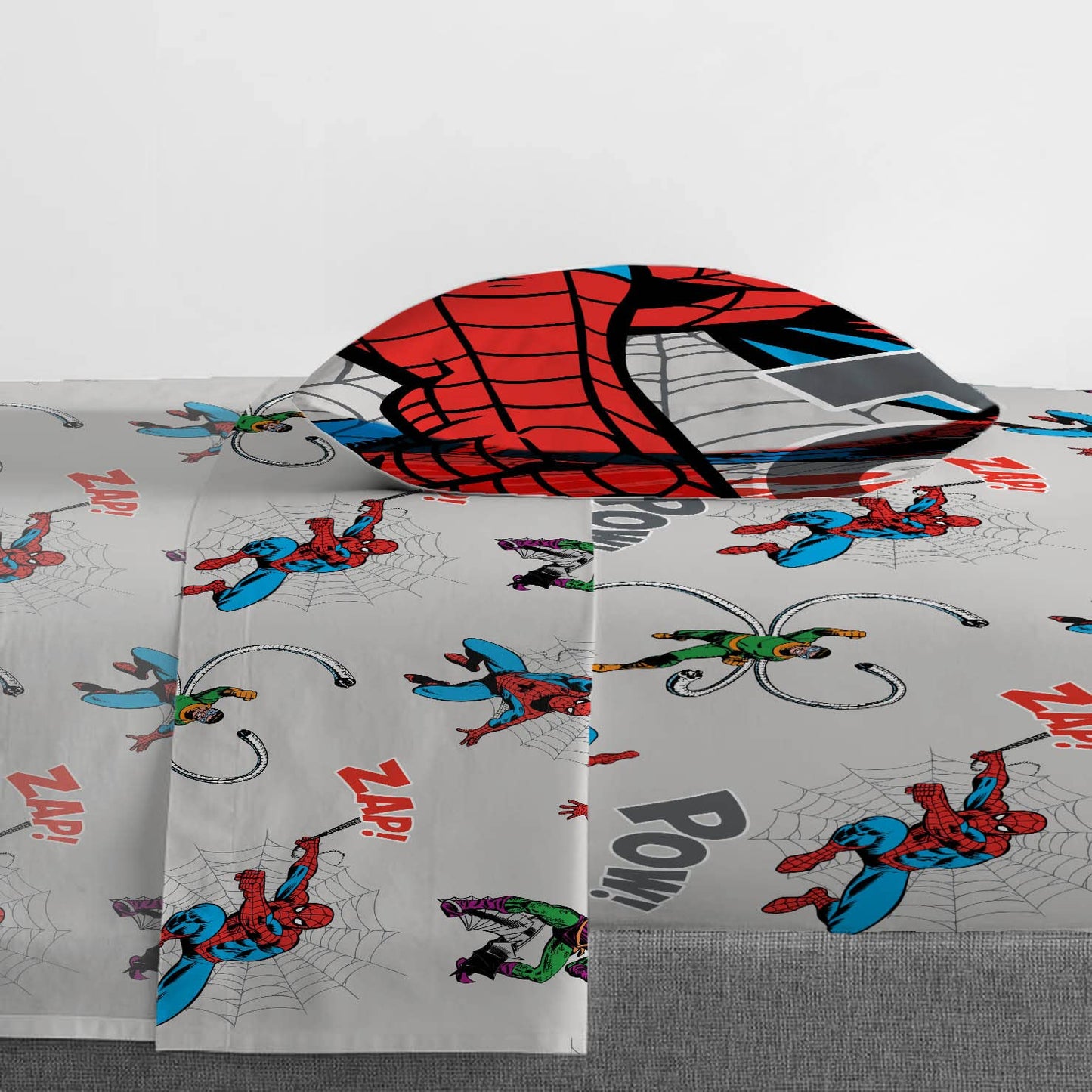 Jay Franco Spiderman Spidey VS 5 Piece Twin Size Bed Set - Includes Comforter & Sheet Set Bedding - Super Soft Fade Resistant Microfiber (Official Marvel Product)