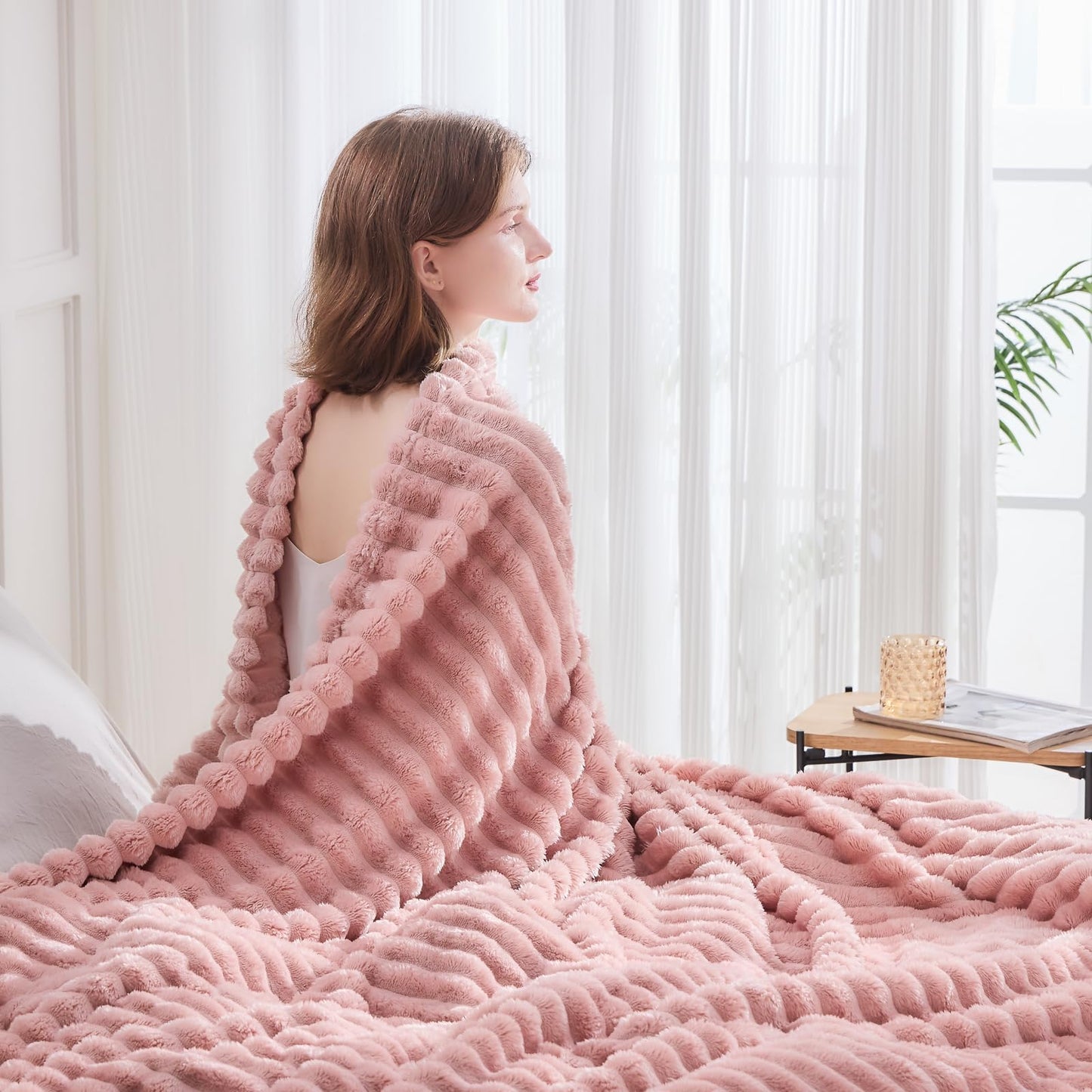 NEWCOSPLAY Super Soft Twin Blanket Pink Premium Silky Flannel Fleece 3D Ribbed Jacquard Lightweight Bed Blanket All Season Use (Pink Ribbed, Twin(60"x80"))