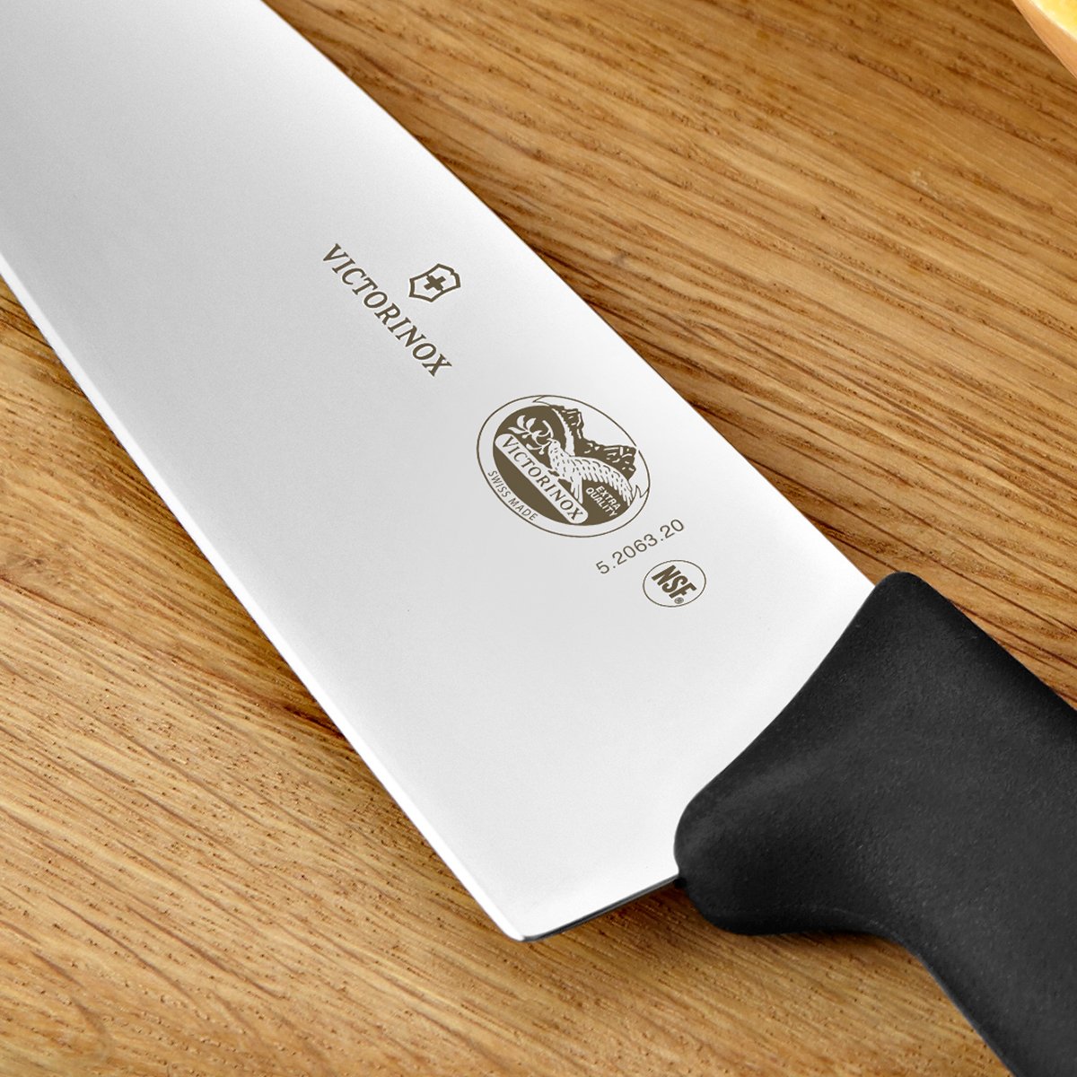 Victorinox Fibrox Pro Chef’s Knife, 8 Inch - Swiss Army Kitchen Knife, High Carbon Stainless Steel Blade, Non-Slip Fibrox Handle, Dishwasher Safe, Black