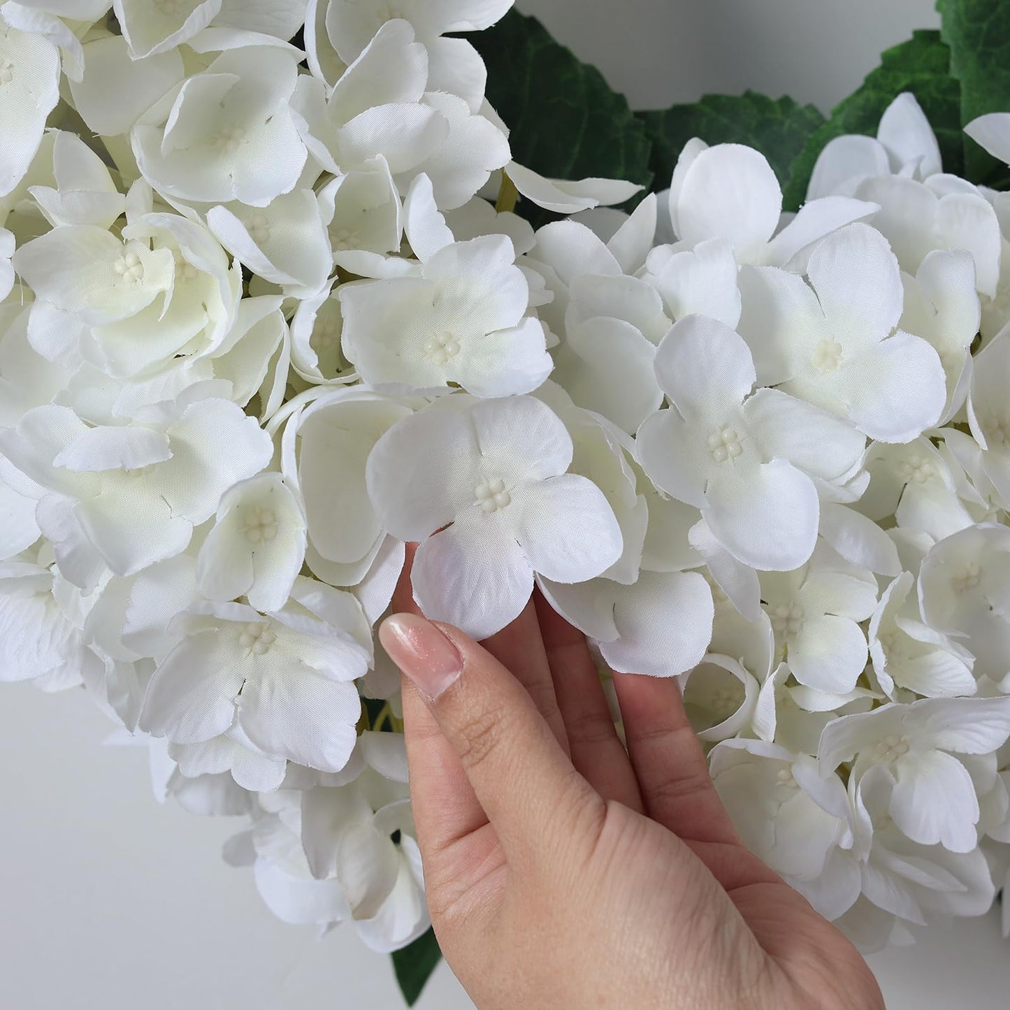 Artificial Hydrangea Wreath for Front Door, 21" Spring Summer White Flower Wreath, Faux Hydrangeas Leaves for Home Mantel Wall Farmhouse Decor