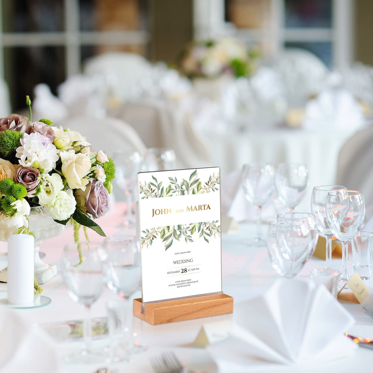 Vinsot 16 Pack 4 x 6 Inch Clear Acrylic Sign with Wood Base T Shape Sign Holder Vertical Blank Stands Desktop Display Plastic Menu Frame Double Sided Flyer Stand for Wedding Restaurant Party Decor