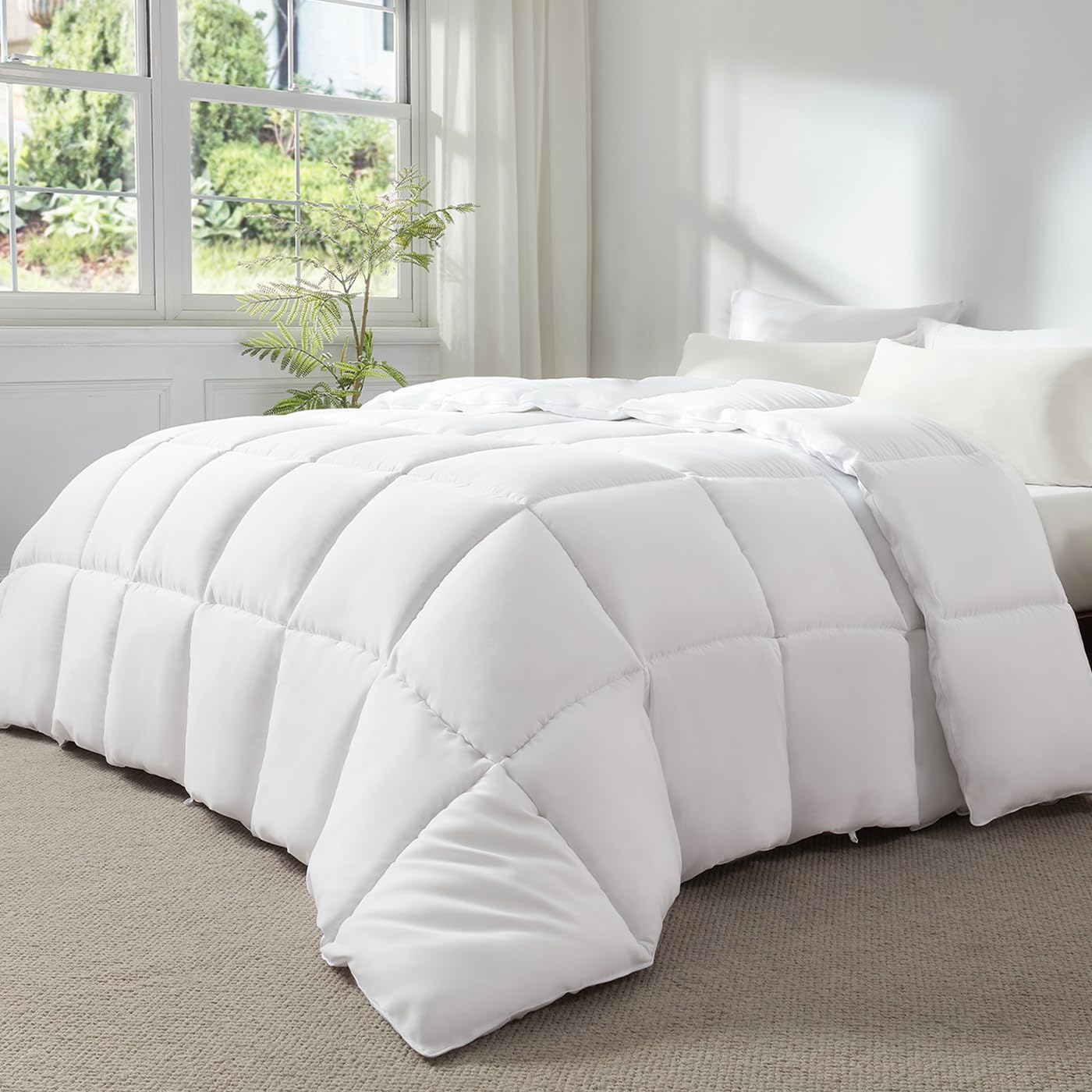 Oversized King Comforter 120x98, Extra Large Super King, Spring Lightweight Soft Quilted Down-Alternative Duvet Insert, Fluffy Breathable Microfiber with 8 Corner Tabs, All Season Bedding White