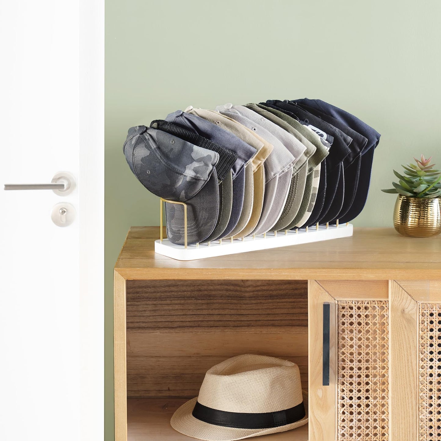 Mkono Hat Organizer for Baseball Caps, Hat Holder for 15 Baseball Caps, Tabletop Hat Rack Stand Storage Display Cap Organizer for Desk Closet Shelf Dresser (White, Medium)