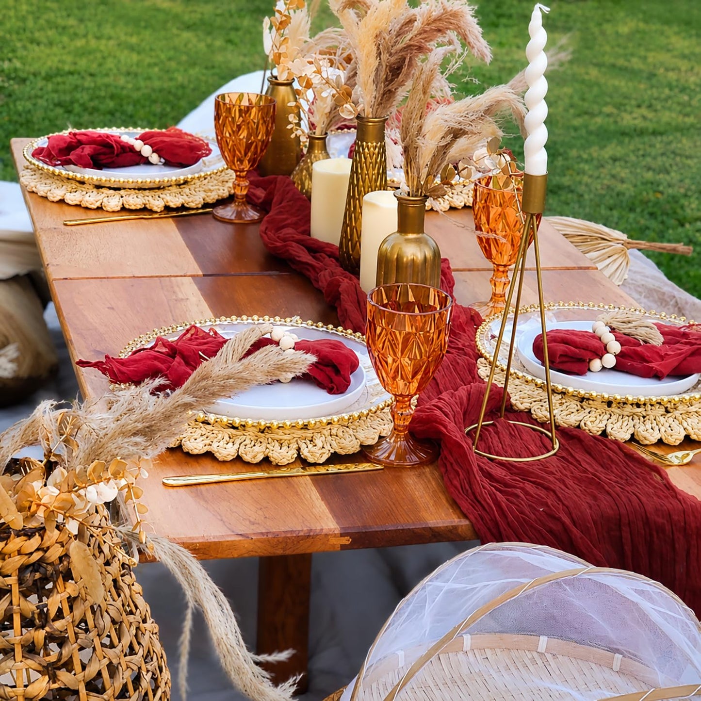 DELAQIKO 13.8" Round Corn Husk Placemats | Boho Woven Rattan Table Mats | Natural Spring Farmhouse Plate Chargers | Handmade Rustic Wicker Place Mats for Christmas Wedding (Set of 8)