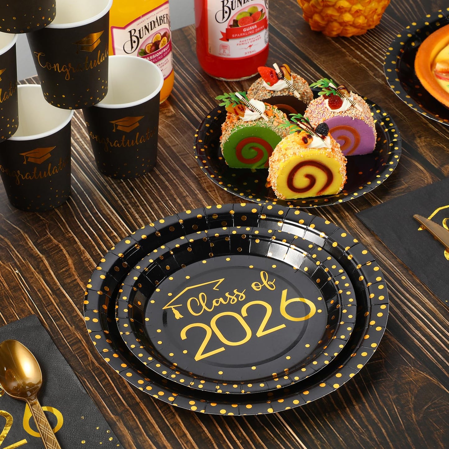 700pcs Class of 2026 Graduation Plates and Napkins Set, Disposable Paper Plate Set Polka Dots Napkins Cups Knife Fork Spoon for Graduation Party Decorations and Supplies,Serve 100 (Black Gold）