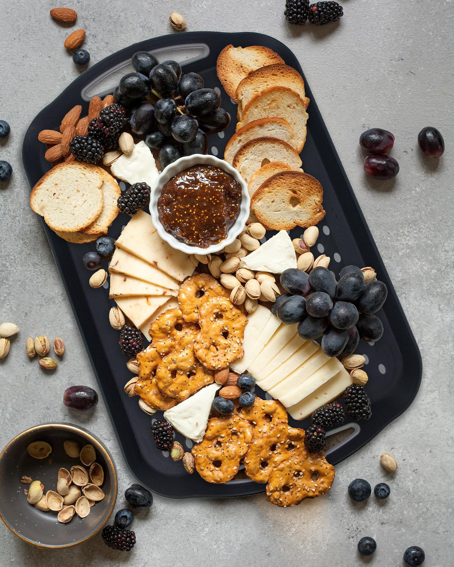 Large Nonslip Serving Tray with Handles, Silicone Grippy Dots Lap Food Trays for Eating, Dishwasher Safe Serve for Breakfast Dinner Snack Fruit Appetizers Beverage, Rectangular, Set of 2, Black