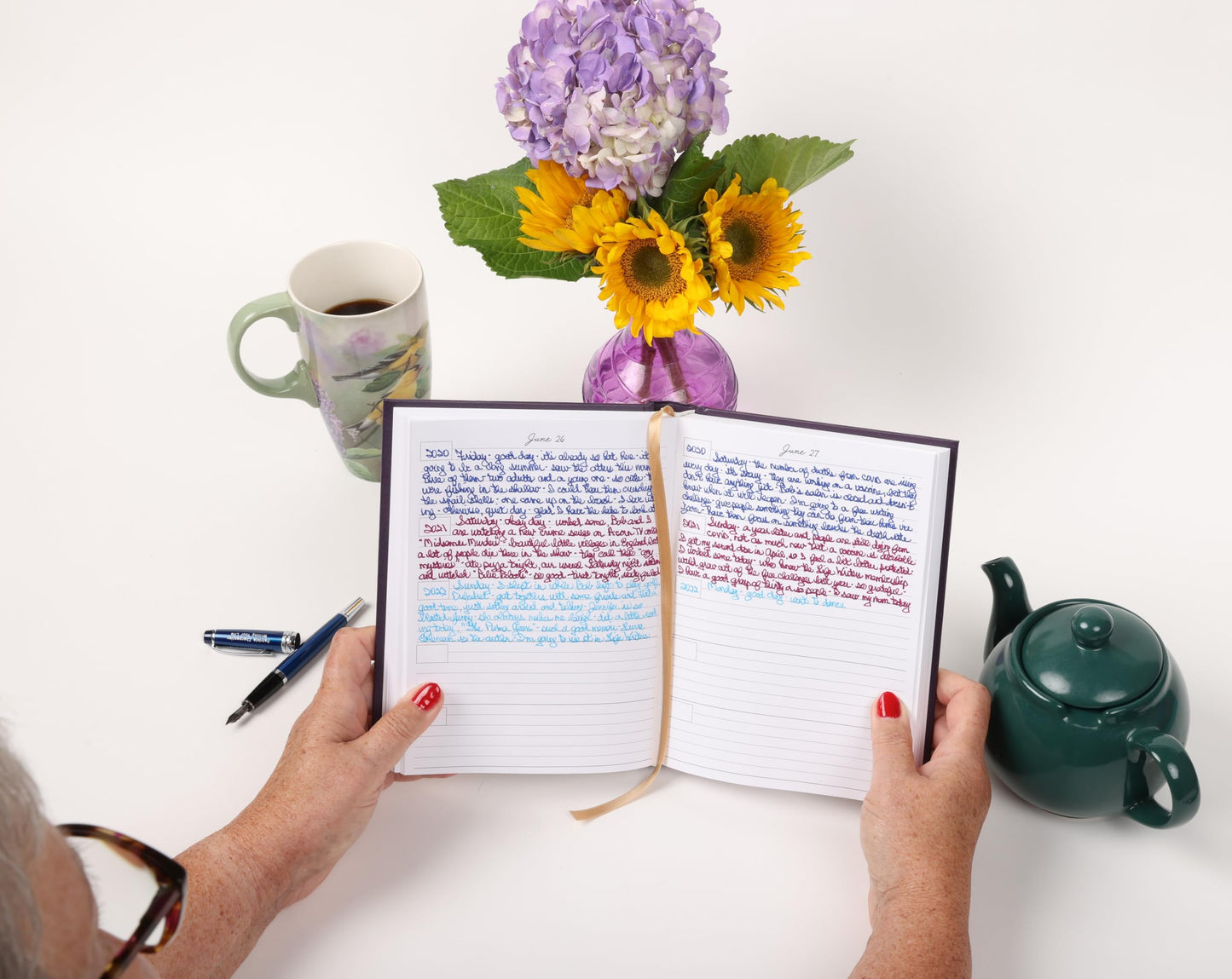 LifeStory Publishing Hard Cover 5 Year Journal | The Easiest to Use Five Year Journal | Quick and Easy Five Year Daily Journal System | 6x8.25 Inch Size (Periwinkle Blue)
