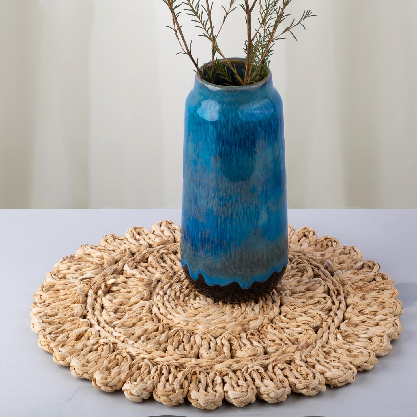 13.8" Corn Husk Woven Round Placemats Set of 6 - Wicker Boho Farmhouse Placemats - Rattan Table Mats for Dining Table, Wedding, Home