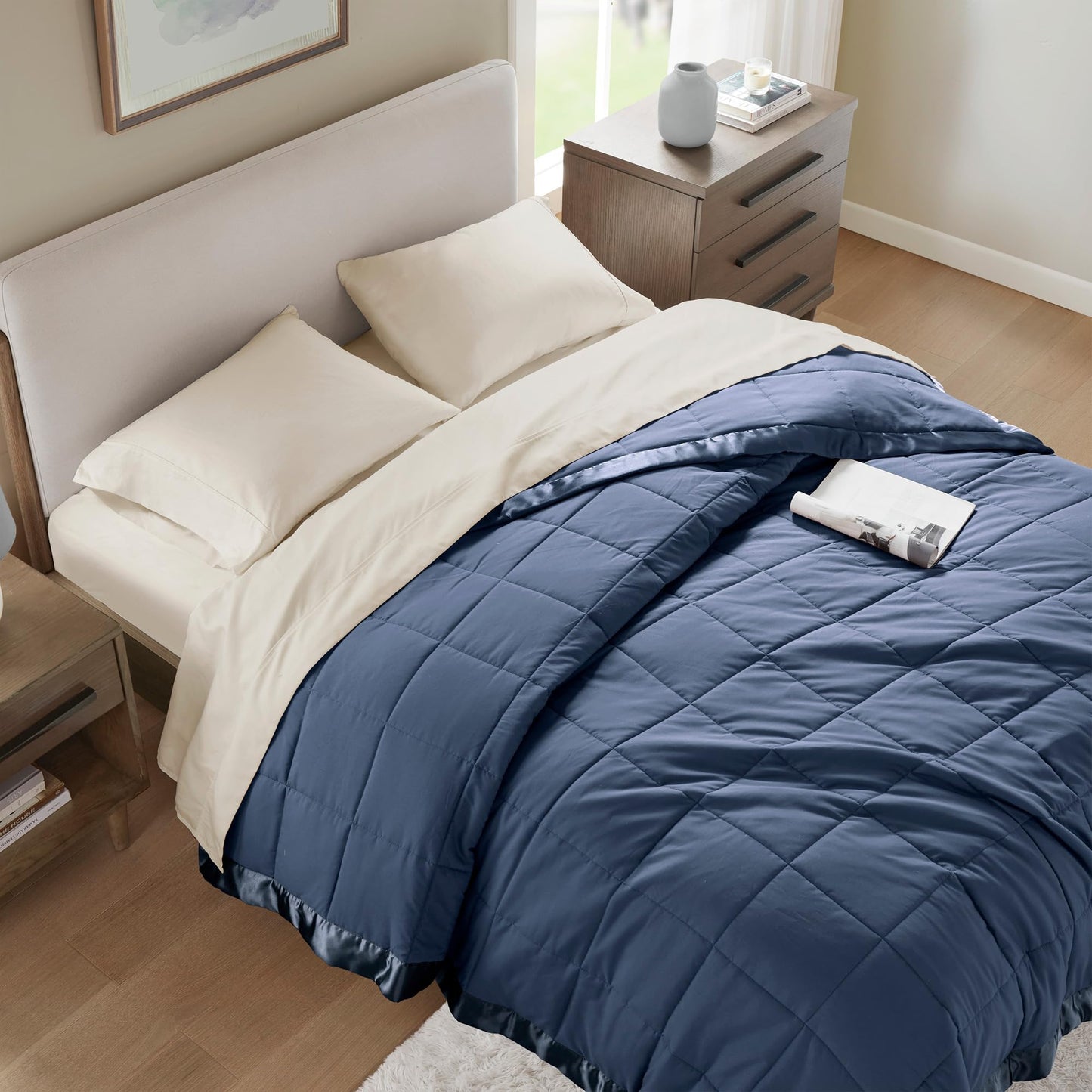 Madison Park Windom Down Alternative Blanket, Premium 3M Scotchgard Moisture Wicking Treatment, Lightweight and Soft Bed Cover For All Season, Satin Trim, Navy Full/Queen