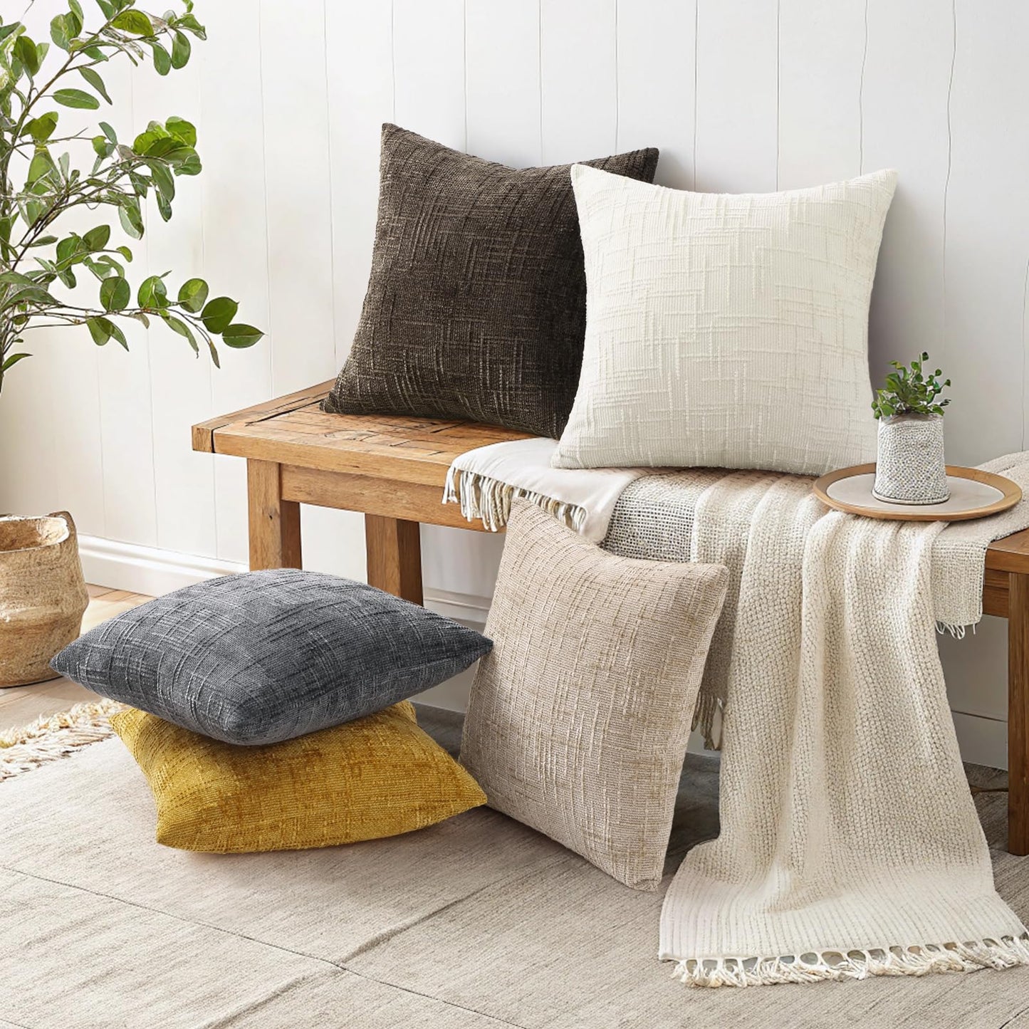 decorUhome Summer Cream White Chenille Throw Pillow Covers 20x20 Set of 2 Textured Soft Cozy Slubby Couch Pillow Covers Modern Farmhouse Boho Decorative Pillow Cases for Bed Sofa Living Room