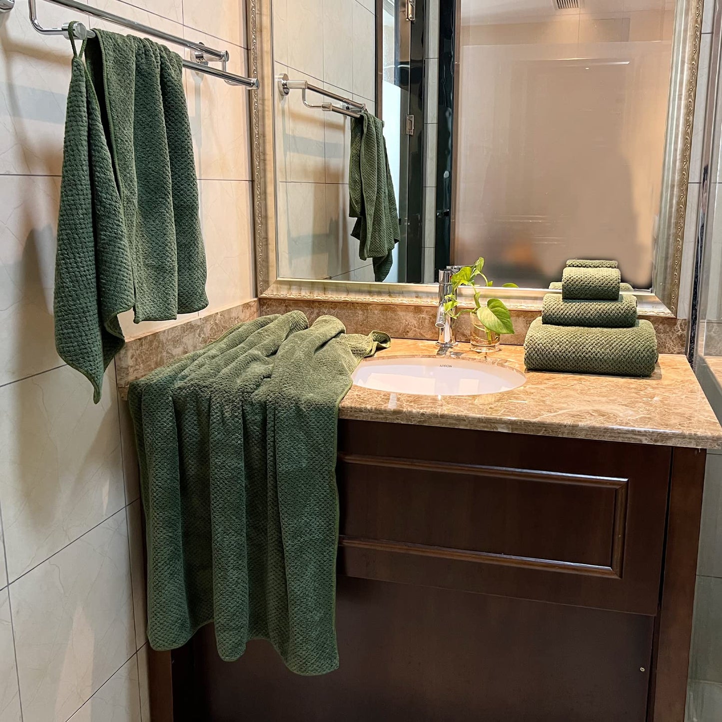 YTYC 29x59 Inch Bath Towels Set of 6 Large, Super Soft Lint Free Lightweight Microfiber Shower Towels for Bathroom 80% Polyester (Olive Green, 6 Piece)