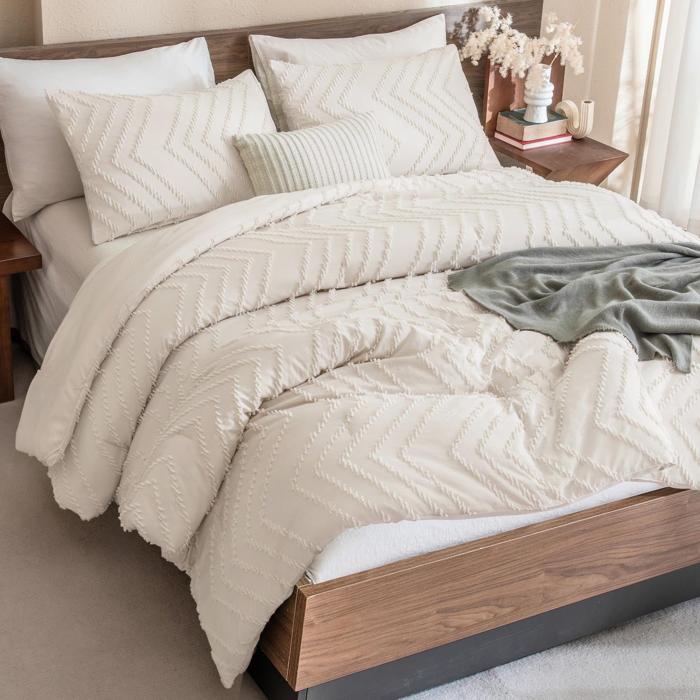 Andency California King Comforter Set Beige, Boho Cal King Cream Soft Warm Tufted Neutral Bedding Comforter Sets, 3 Pieces Cali King Aesthetic Chevron Farmhouse Cute Bohemian Textured Bedding Set