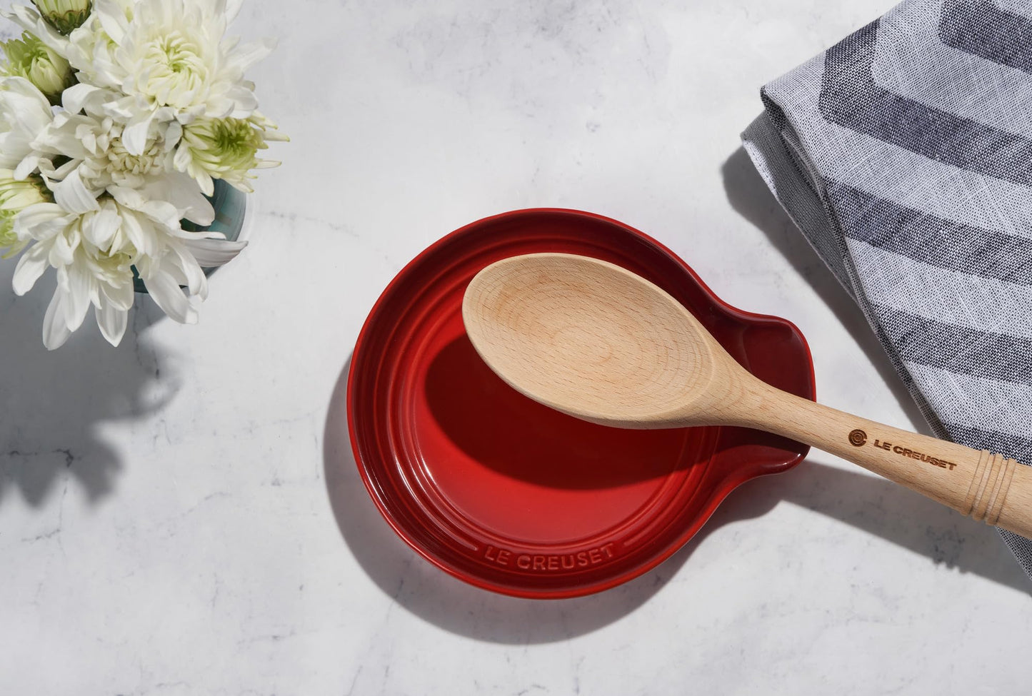 Le Creuset Signature Stoneware Spoon Rest, 6 Inches, Artichaut