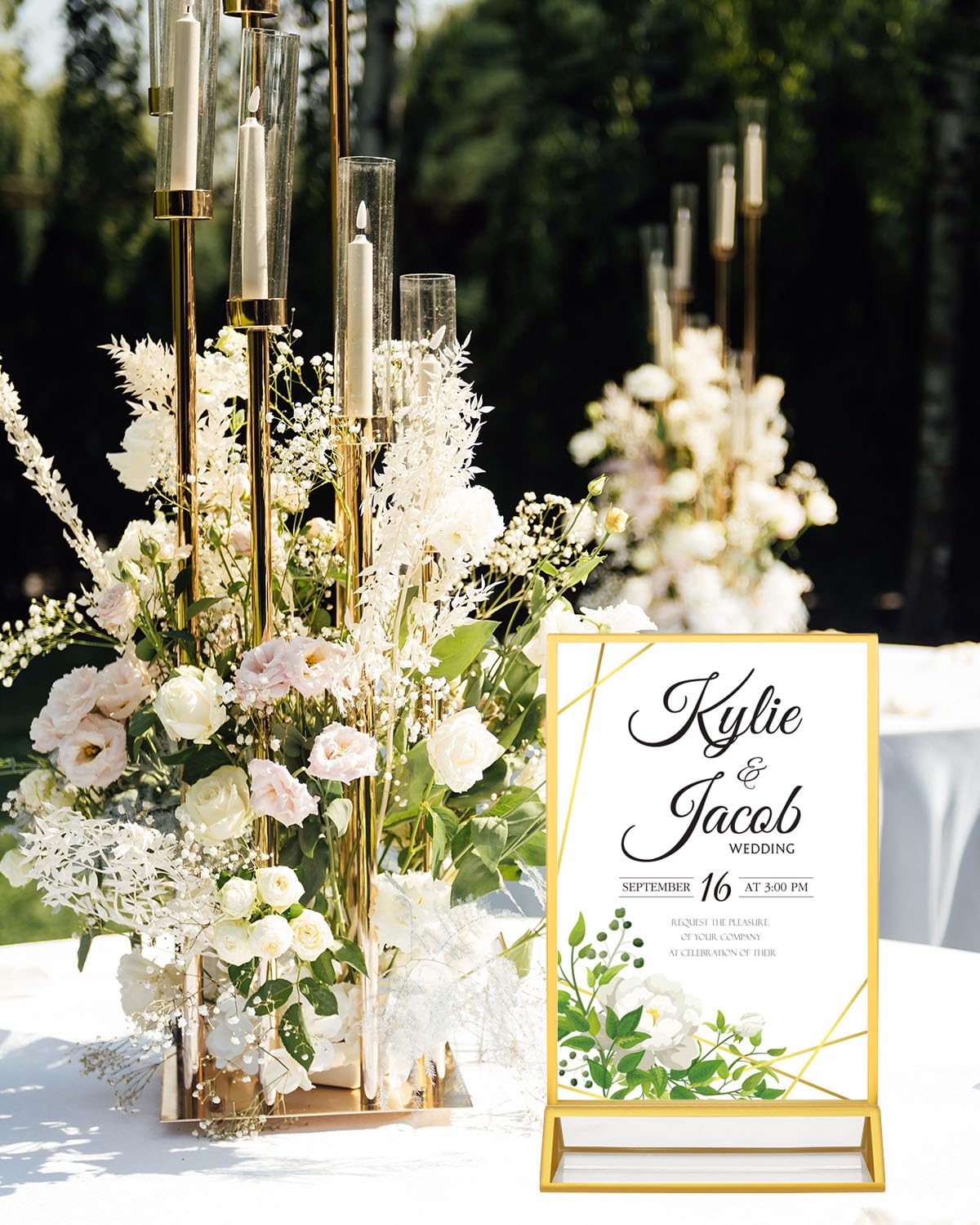Alffun 24 Pack 5x7 Gold Acrylic Sign Holders, Double Sided Picture Frame Stands, Clear Table Menu Holder Display Stand for Wedding Table Numbers, Restaurant Signs, Party, Office Photos