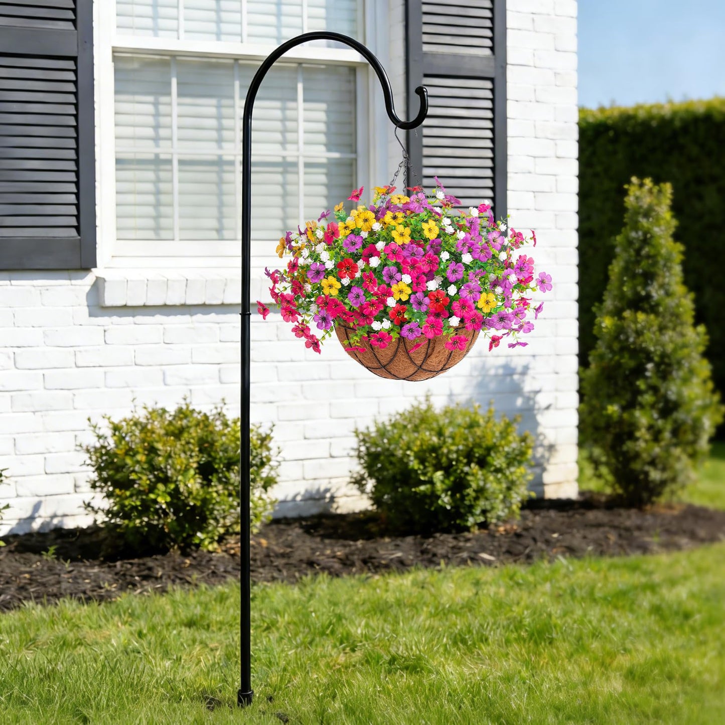 INXUGAO Artificial Silk Flowers Hanging Baskets Outdoors Indoors, Daisy with Eucalyptus Leaves Arrangement for Garden Yard Spring Summer Decor Faux Green Plant Metal Coconut Lining