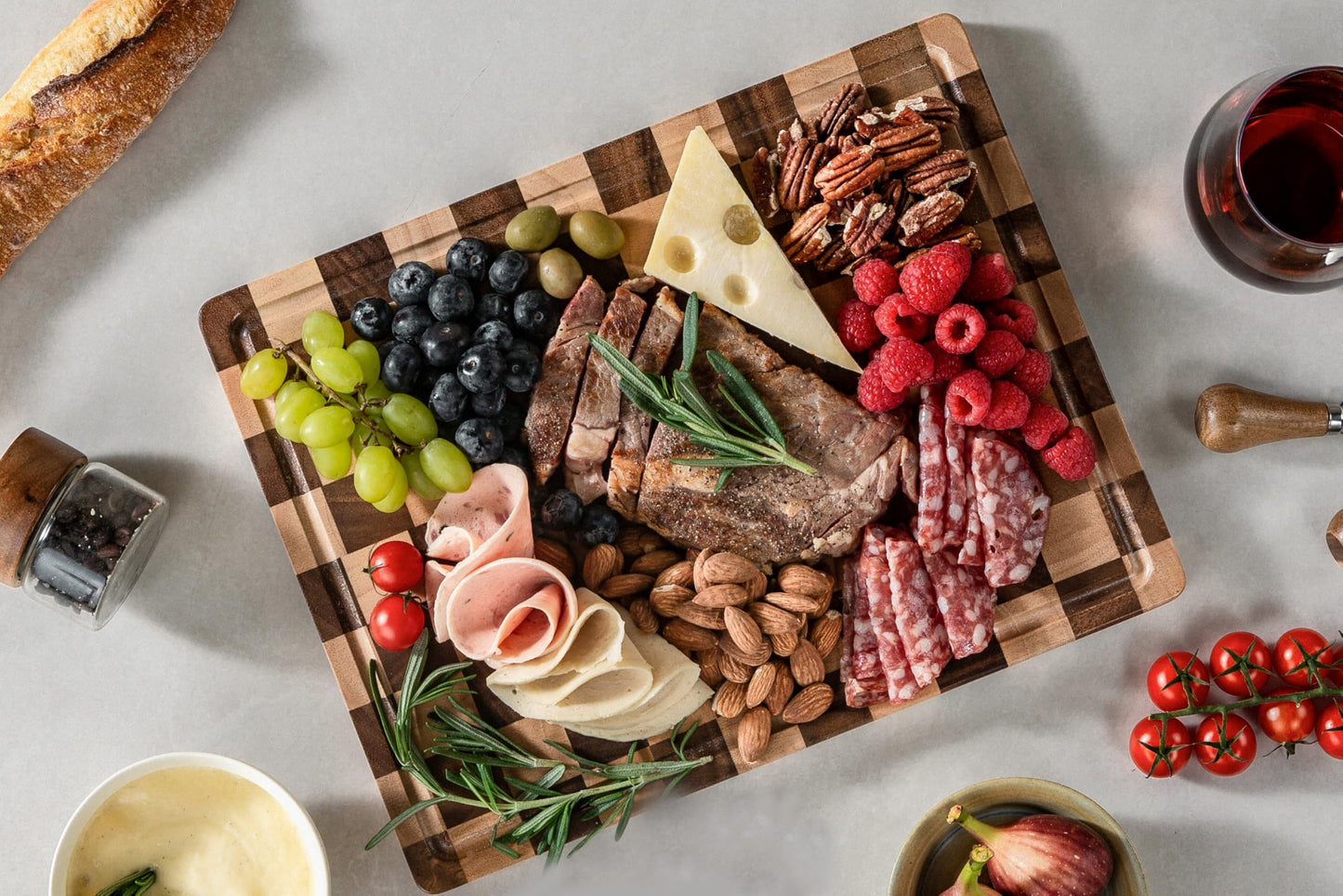 THETCHRY Cutting Boards for Kitchen, Checkered Cutting Board End Grain, Acacia Wooden Chopping Board with Juice Groove & Handle, Serving Tray for Meat, Bread & Fruit, 14"L x 11"W x 0.8"Th