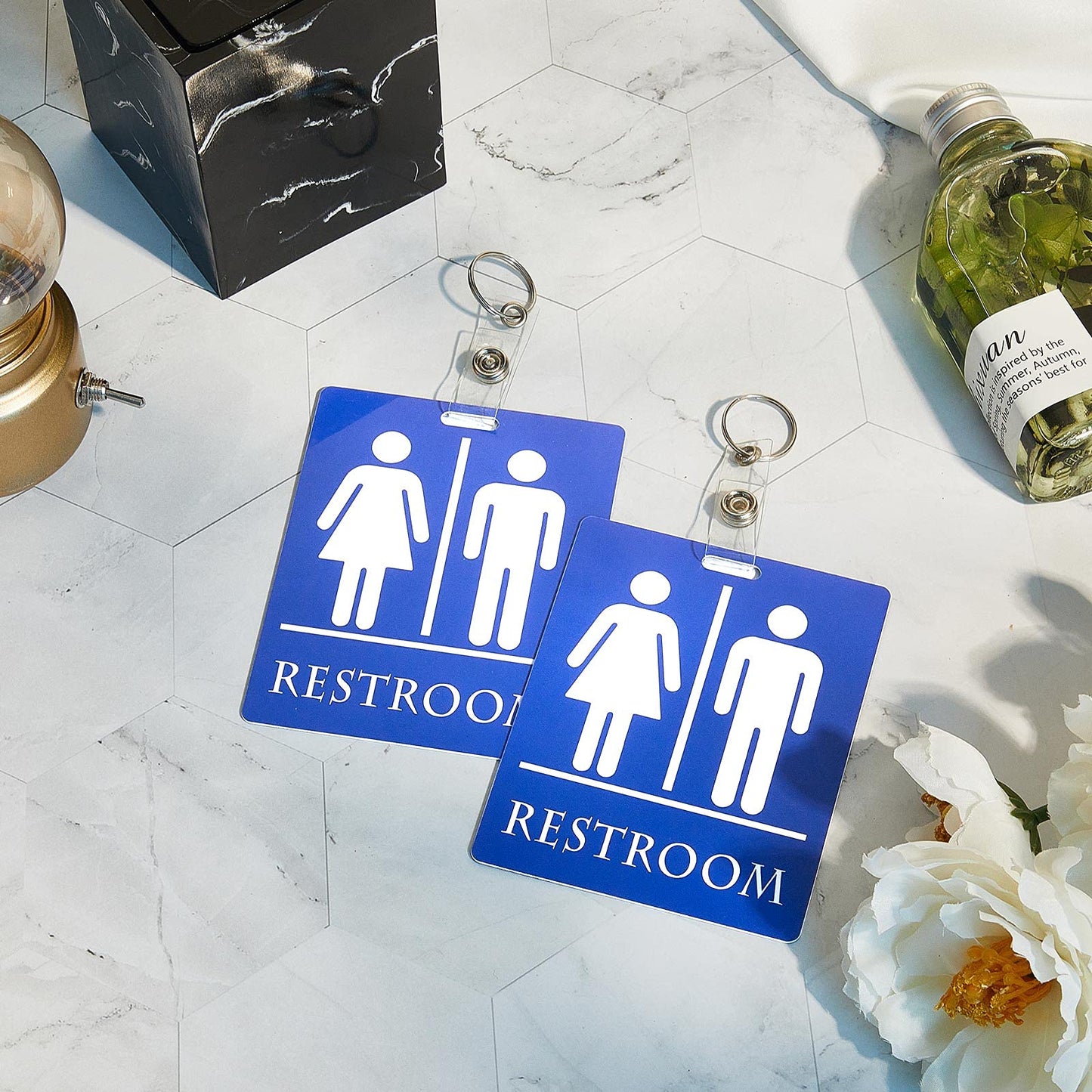 Gersoniel 50 Pcs Bathroom Pass Keychain Unisex Restroom Pass Key Tag for Classroom Bathroom Hall Key Tag with Keychain Ring for Women Men Business Restaurant Toilet Office School Classroom (Blue)