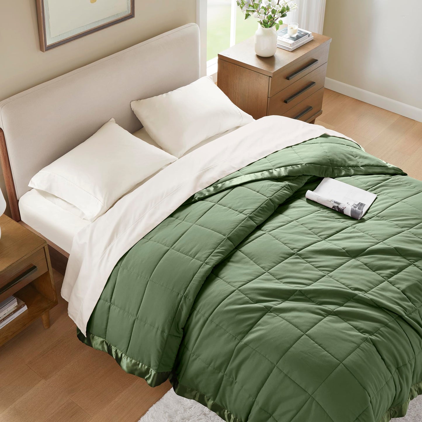 Madison Park Queen Blanket Quilted Microfiber, Satin Binding, 3M Scotchgard Moisture Wicking, Soft and Lightweight Summer Blanket for Couch, Windom, Full/Queen, Green