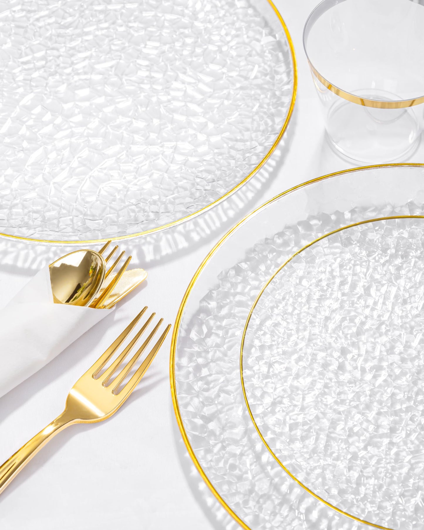 Hioasis 175pcs Clear Gold Plastic Plates - Clear Plastic Dinnerware Set Includes 25 Dinner Plate, 25 Dessert Plate, 25 Cups, 25 Napkins Perfect for Wedding & Party & Wedding
