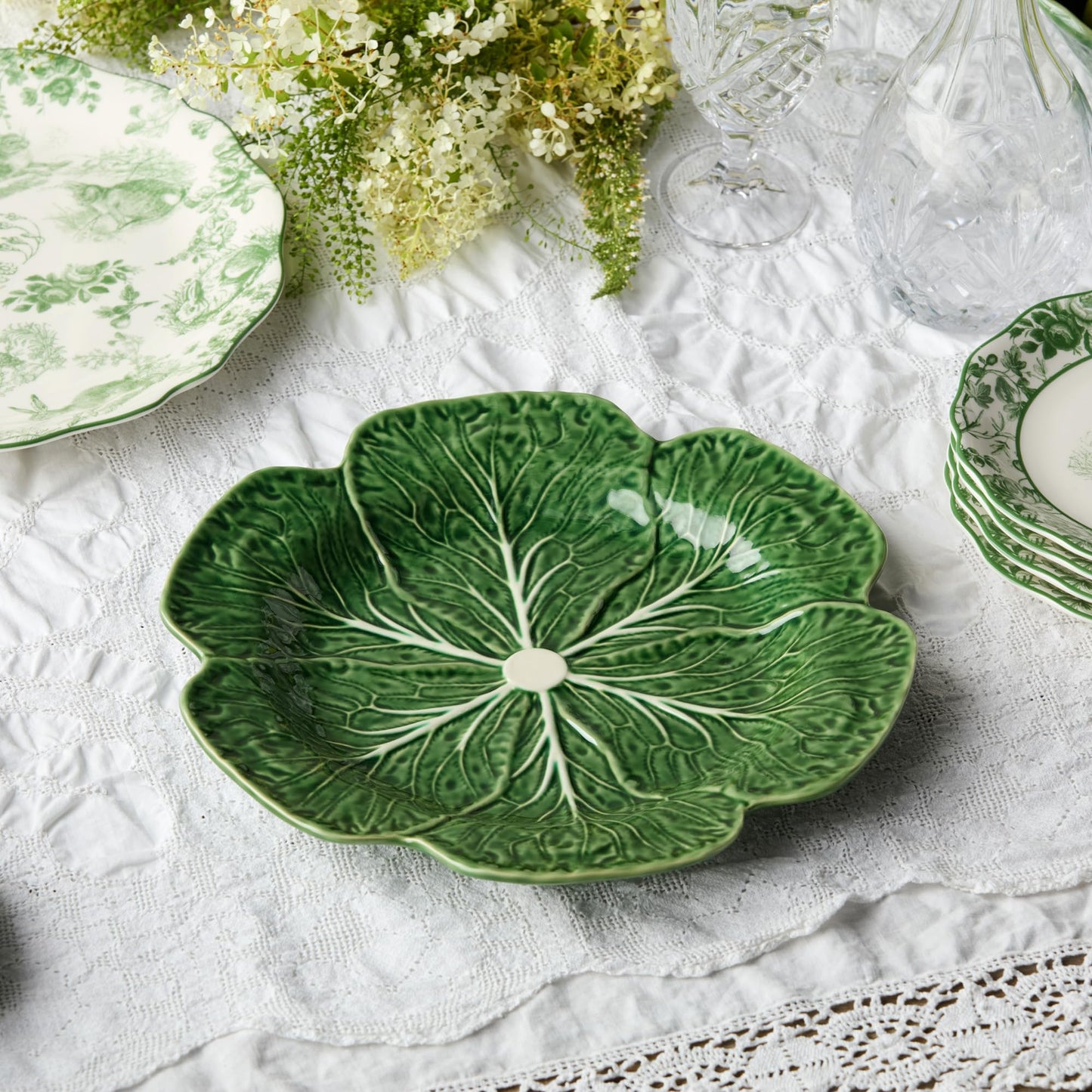 Le Jardin Cabbage 3D 13" ROUND PLATTER – Sculpted Green Stoneware Leaf Platter – Heirloom-Inspired Serveware for Spring & Summer Seasonal Dining and Entertaining