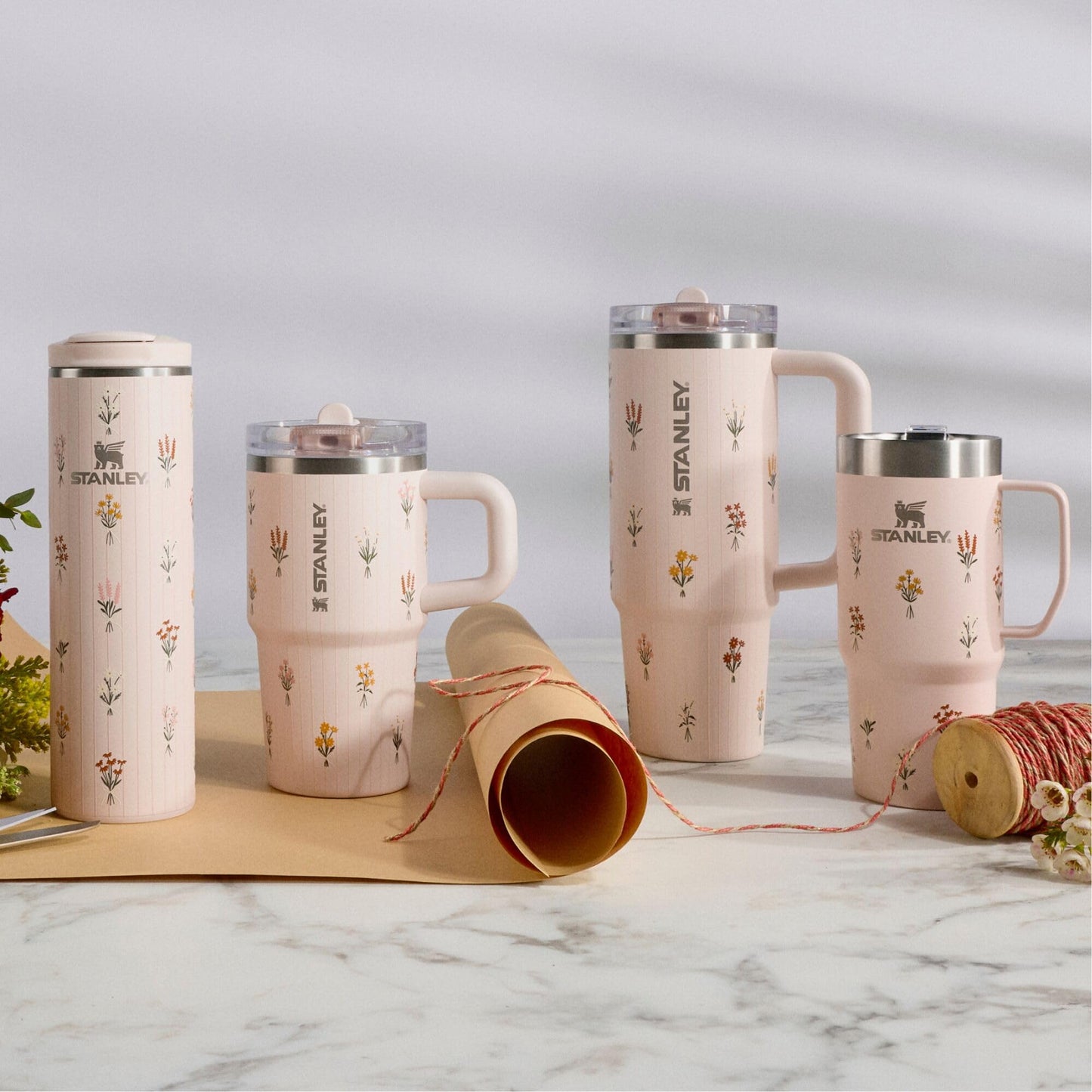 STANLEY Quencher H2.0 Tumbler with Handle and Straw | Cup Holder Compatible | Insulated Stainless Steel Cup | Mother's Day | BPA-Free | 30 oz | Rose Quartz Bouquets