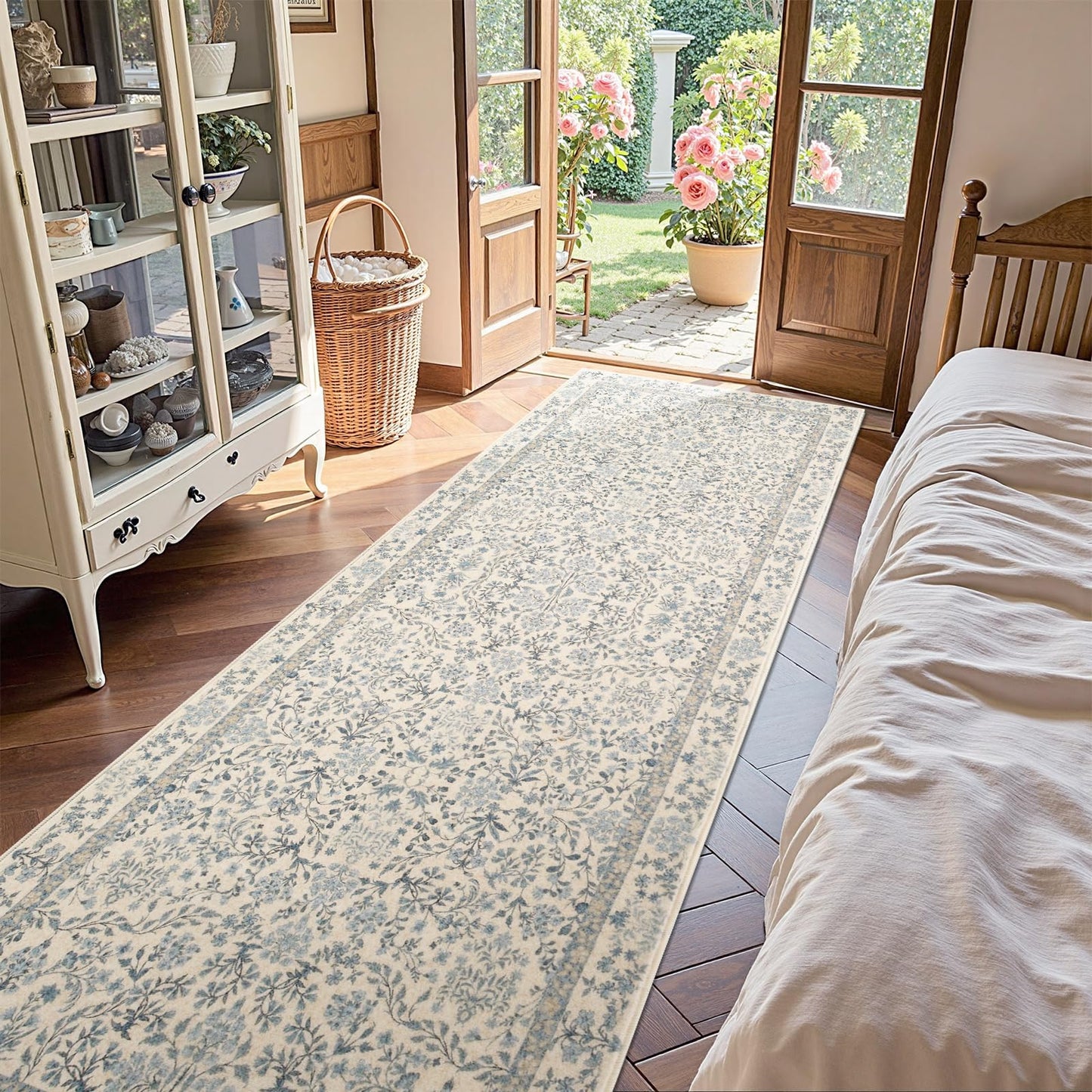 jinchan Zenith Floral Runner Rug 3x8 Washable Kitchen Runner Non-Slip Low-Pile Soft Carpet Runner Botanical Throw Rug for Hallway Entryway Laundry Room Bedroom Blue/Cream