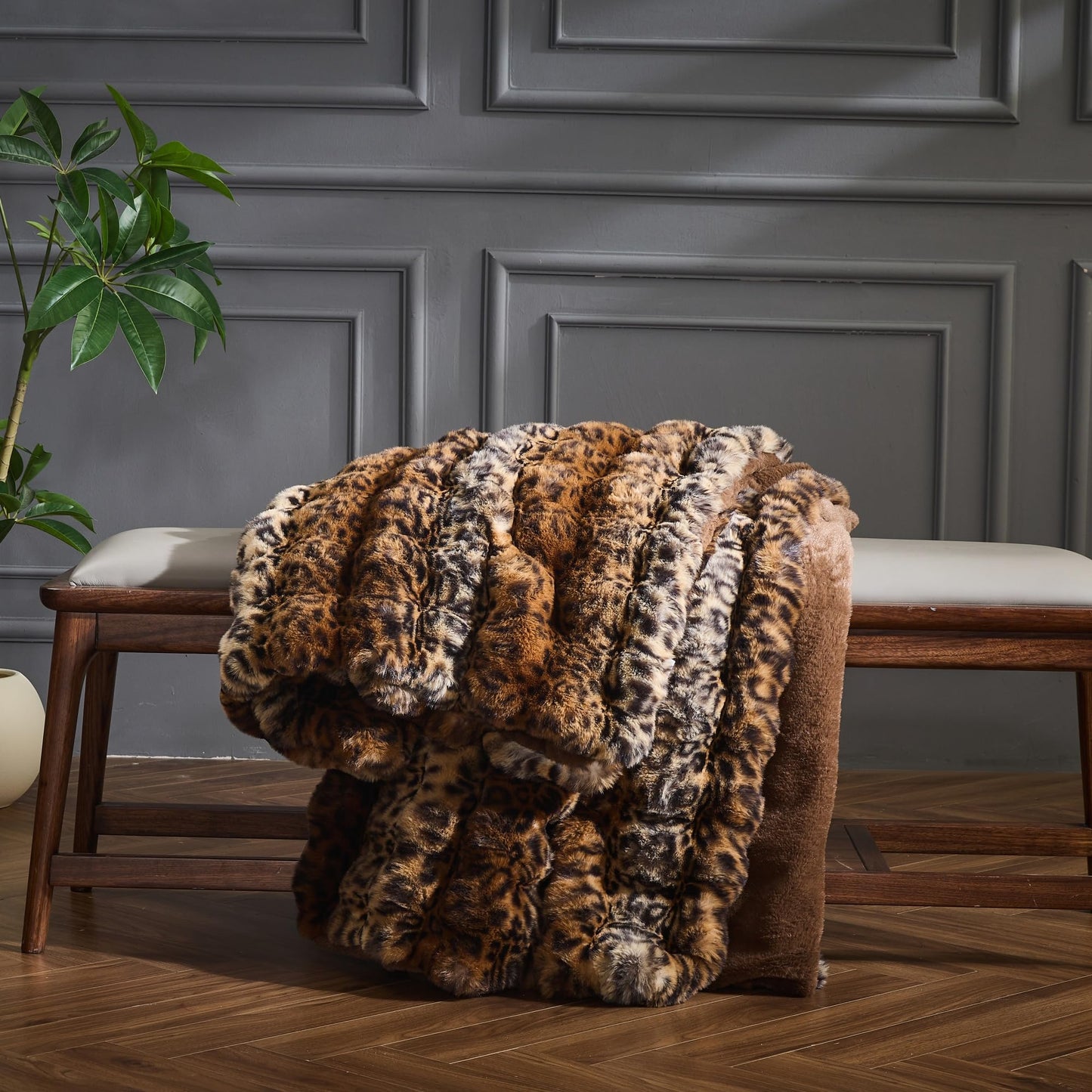 RYNGHIPY Faux Fur Blankets for Couch Bed Fluffy Warm Thick Throw Blanket for Bedroom Living Room Soft Cozy Plush Decorative Bubble Furry Blanket Cheetah Print Blanket (Leopard-Coffee, 51''x63'')