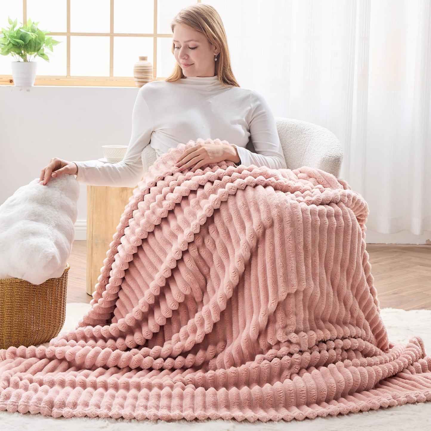 NEWCOSPLAY Super Soft Twin Blanket Pink Premium Silky Flannel Fleece 3D Ribbed Jacquard Lightweight Bed Blanket All Season Use (Pink Ribbed, Twin(60"x80"))