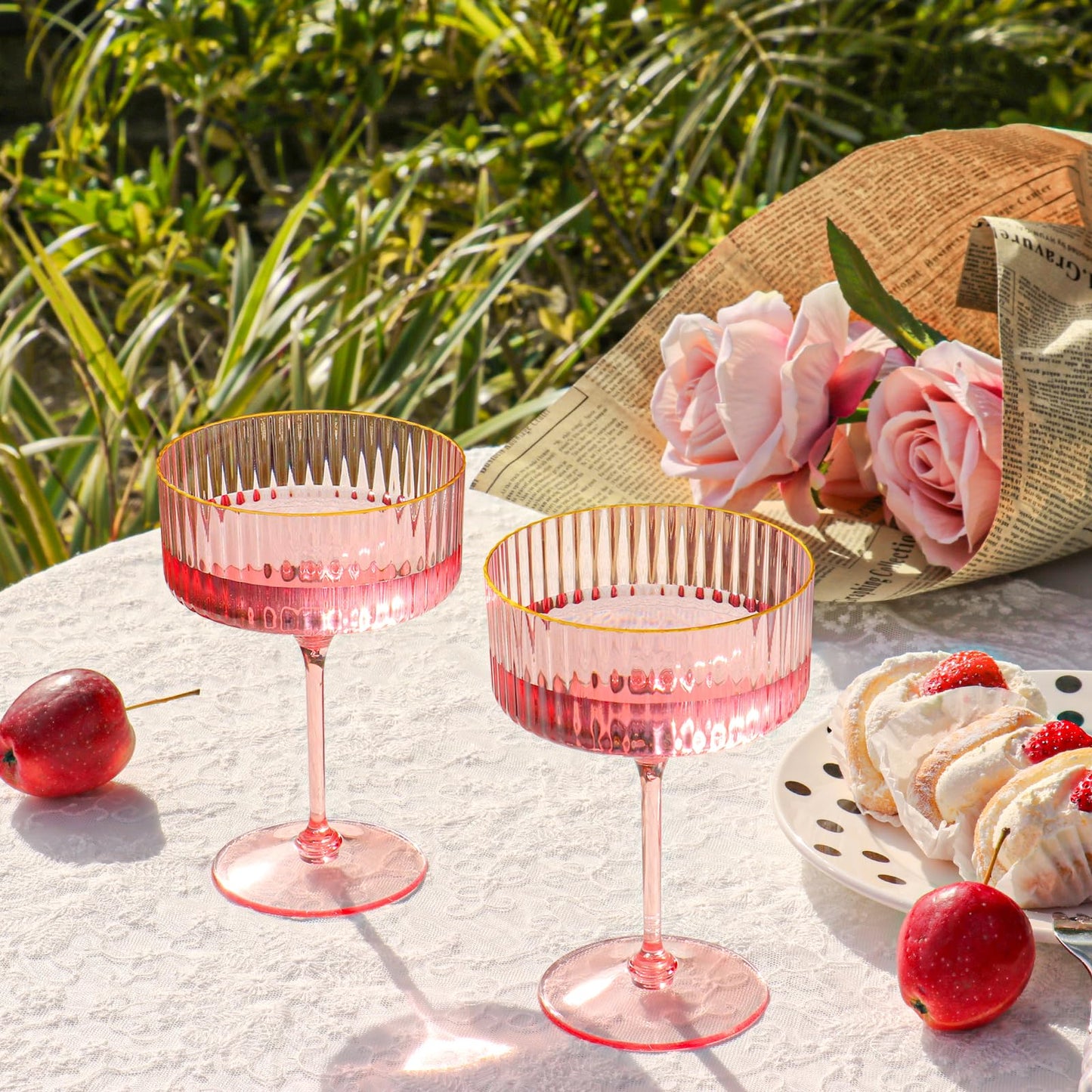 HKSZEH 24 PCS Ribbed Coupe Glasses Pink Plastic Champagne Coupe Cup 10oz Detachable Gold Rim Espresso Martini Glass Vintage Margarita Glassware Cocktail Glass for Wedding Bachelorette Party