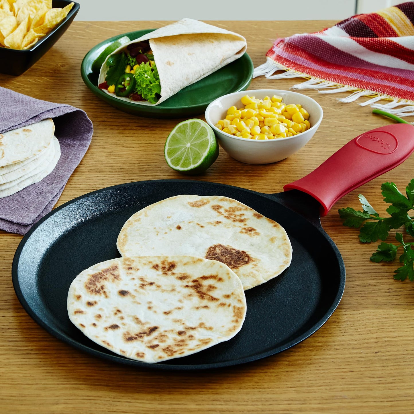Uno Casa Cast Iron Comal Pan 11.5 Inch - Skillet for Roti, Tawa/Dosa Pan Pataconera, Comales para Tortillas - Cast Iron Pizza Pan - Comal Para Tortillas Grande