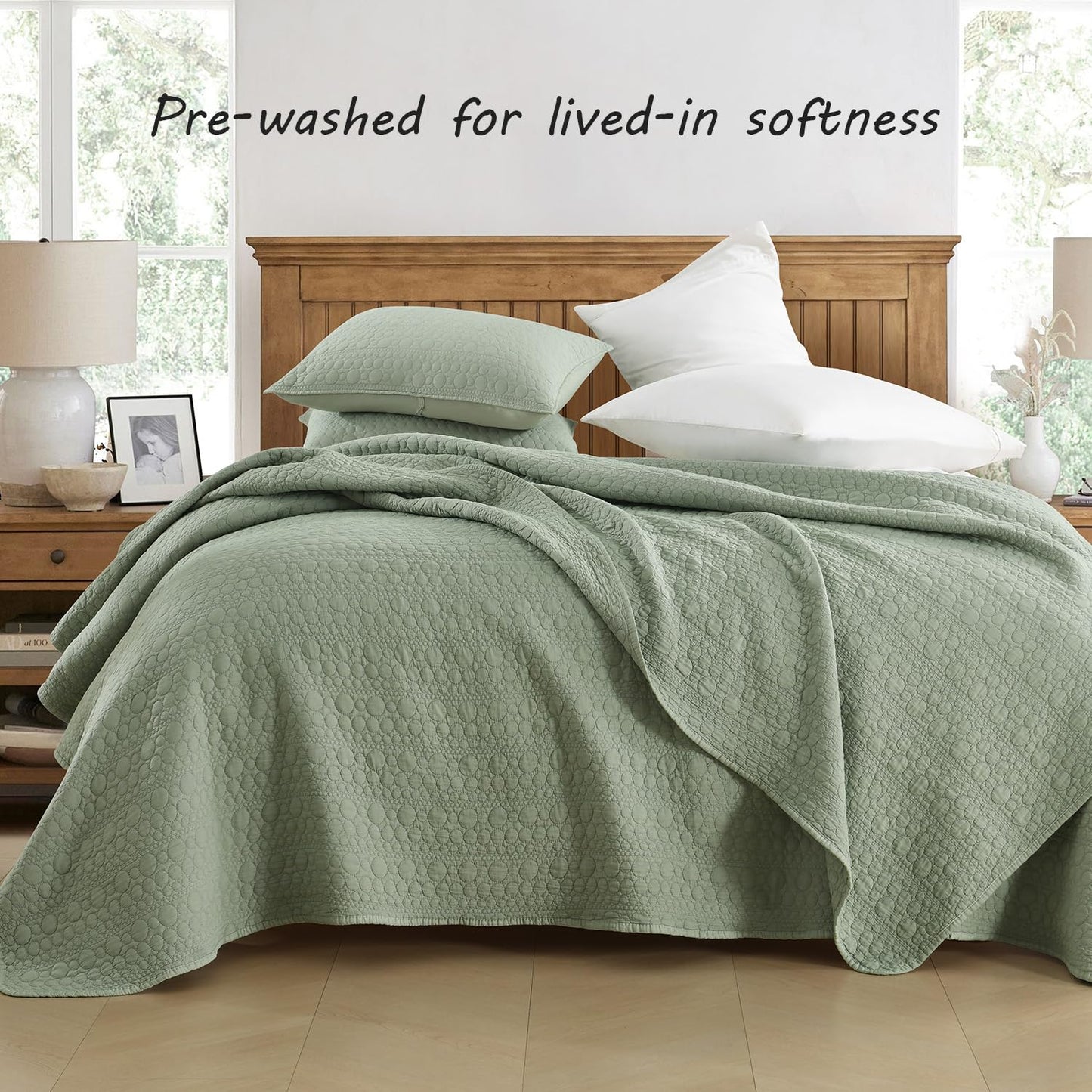HORIMOTE HOME Quilt Set Queen Size Sage Green, Classic Geometric Spots Stitched Pattern, Pre-Washed Microfiber Chic Rustic Look, Ultra Soft Lightweight Quilted Bedspread for All Season, 3 Pieces