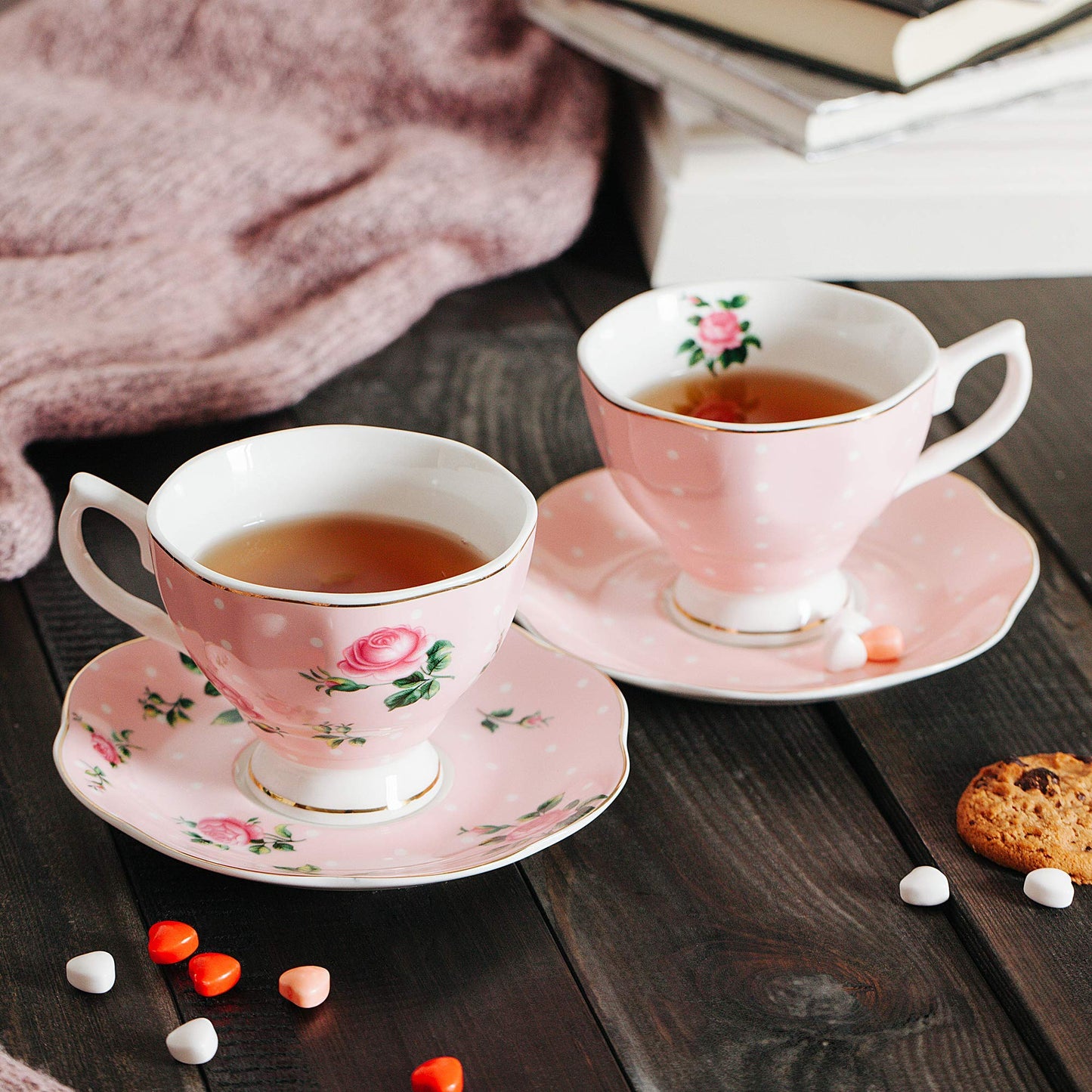 BTaT- Floral Tea Cups and Saucers, Set of 8, 8 oz, Fine Porcelain Teacup Set with Gold Trim for Afternoon Tea, Weddings, Parties & Gifting, Dishwasher Safe, Lightweight, Non-Toxic