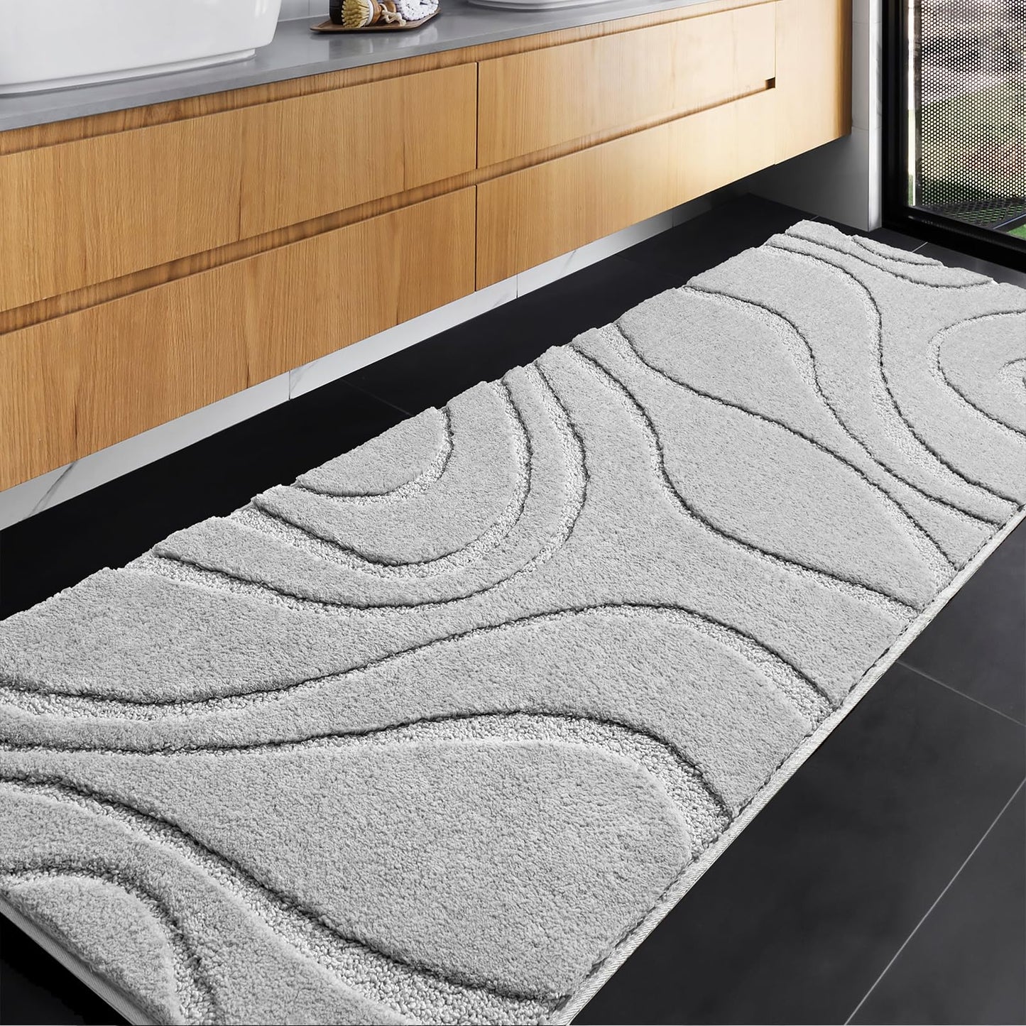 DEXDE Bathroom Rugs Runner 24 x 72 Inch, Extra Long Bathroom Rug Non-Slip Machine Washable Bath Mats Grey Silver Soft Carpets for Floor, Tub and Shower, Home Decor Accessories