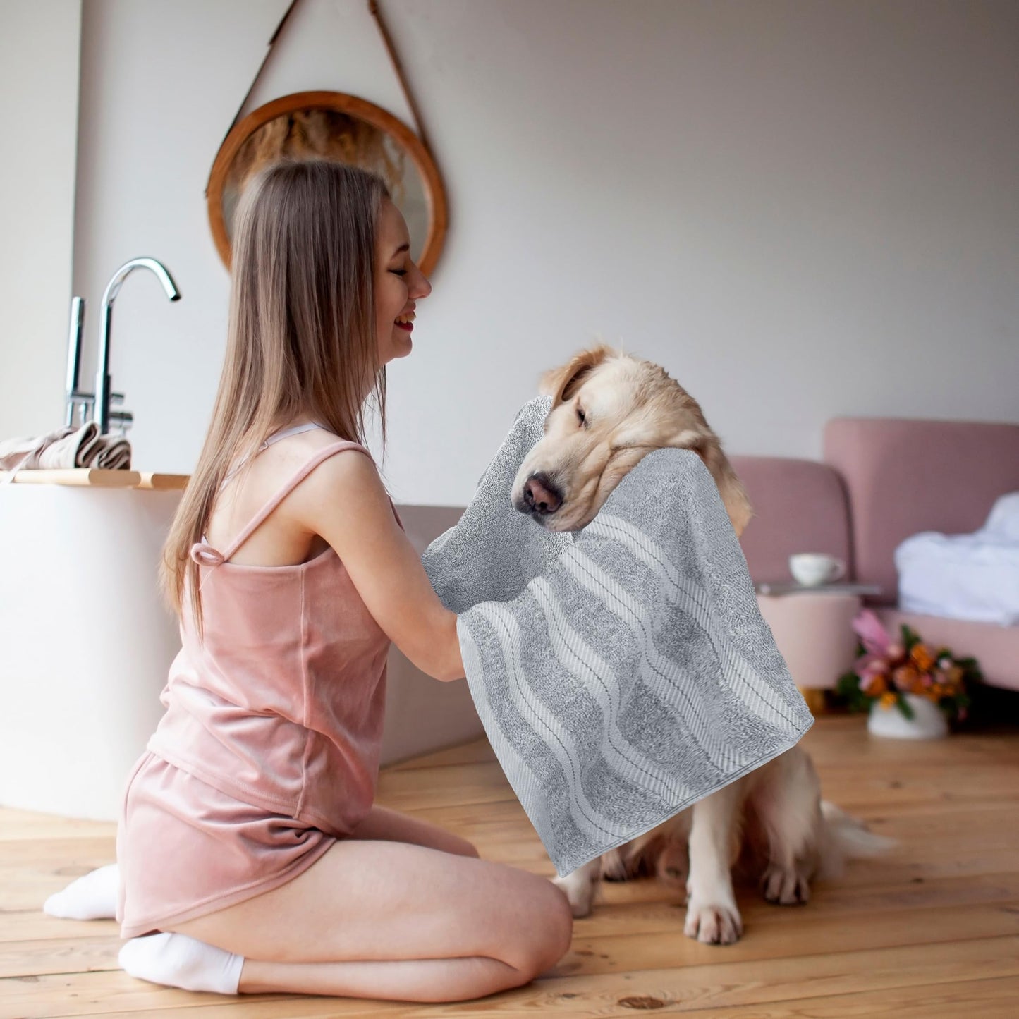 Utopia Towels 4 Pack Premium Extra Large Bath Towels Set, (30 x 60 Inches) 100% Ring Spun Cotton, Lightweight and Highly Absorbent Quick Drying Towels, Perfect for Daily Use (Cool Grey)