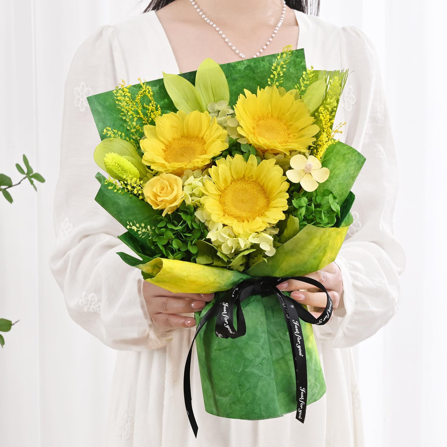 Waipfaru Preserved Flowers for Delivery Prime, Fresh Sunflower Bouquet with Gift Box, Forever Flowers for Women Mothers Day Birthday