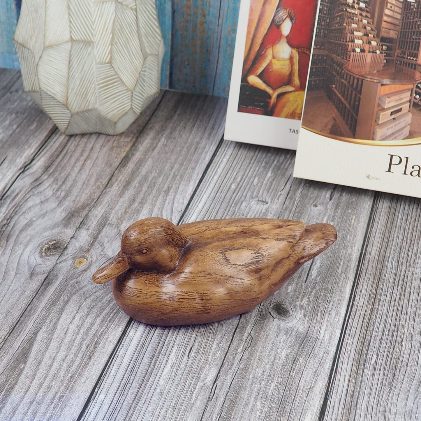 Hymmah Wooden Texture Duck Home Decor Statue Rustic Home Decorations for Living Room, Boho Sculpture Resin Animal Collectible Figurines for Indoor Decor