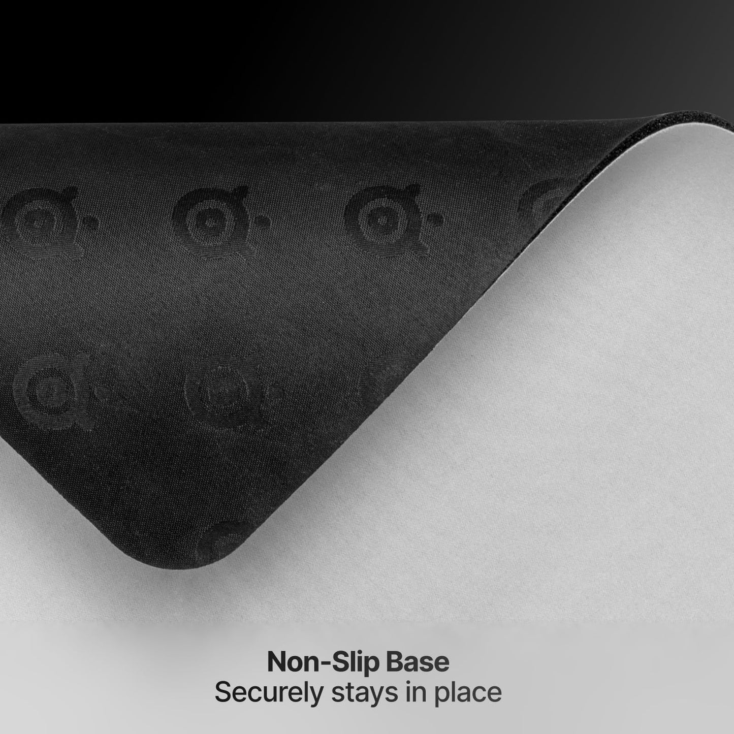 SteelSeries QcK Heavy Gaming Mousepad — Thicker, Non-Slip Silicone Rubber Base, Peak Tracking, Optimized for Gaming FPS, MOBAs, RTS, MMO — Large Size 450 mm x 400 mm x 6 mm — White