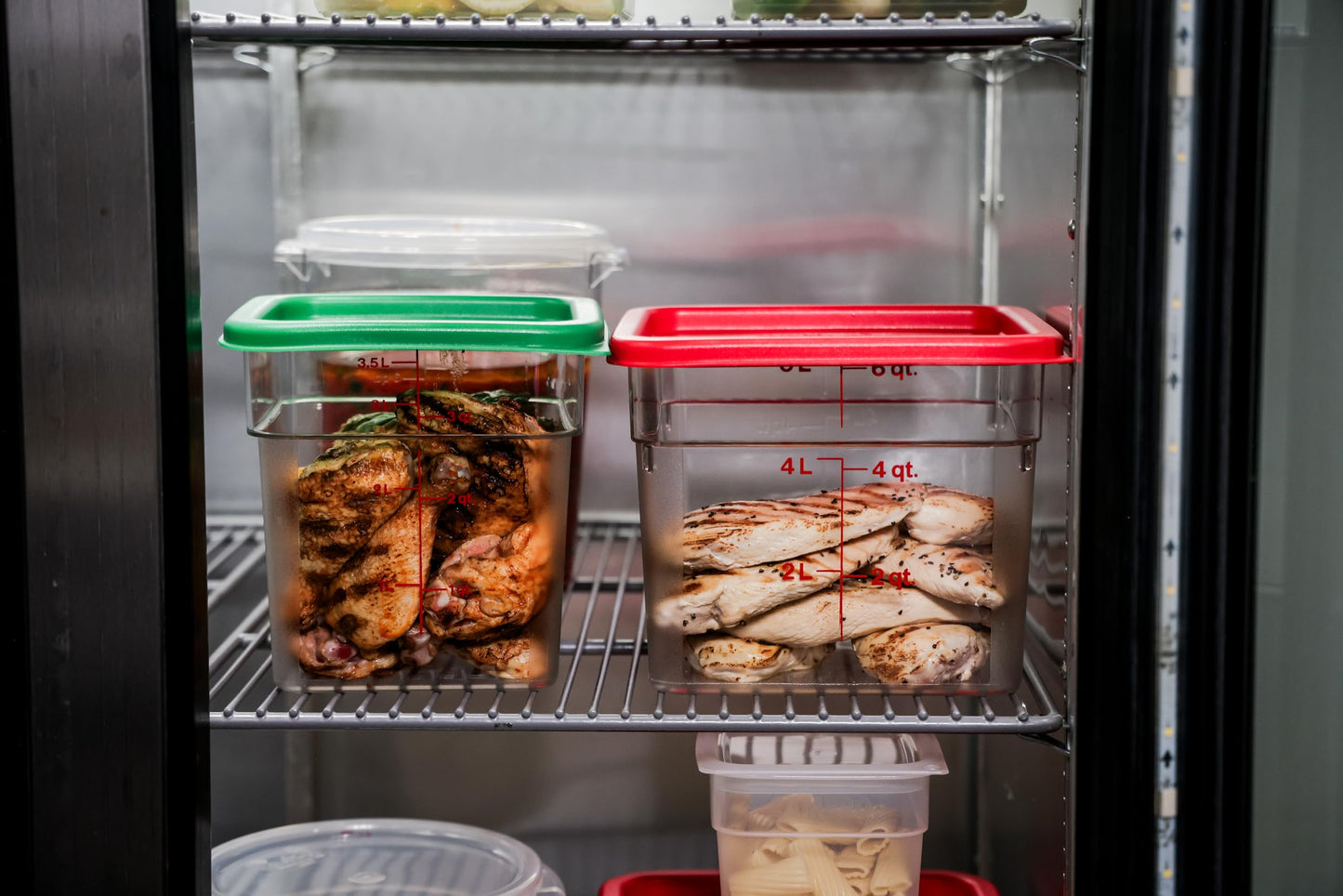 Cambro Food Storage Container with Lid (2 Pack) - Classic Series Square with Green Lid - 4 QT (Quart) - Commercial Grade for Food Prep (Clear)