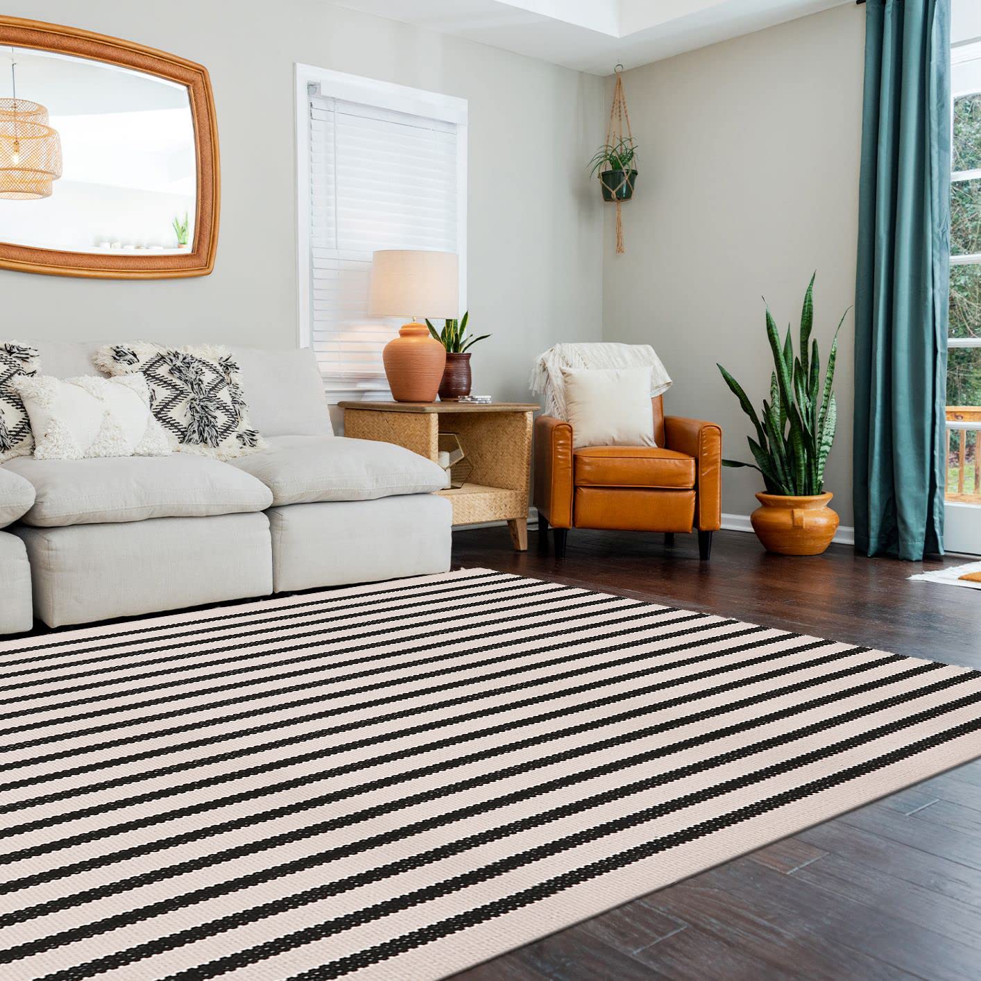 LEEVAN Outdoor Rug 4x6 ft Black and White Striped Patio Rugs, Washable Woven Cotton Boho Living Room Rug Farmhouse Collection Large Floor Carpet for Courtyard/Bedroom