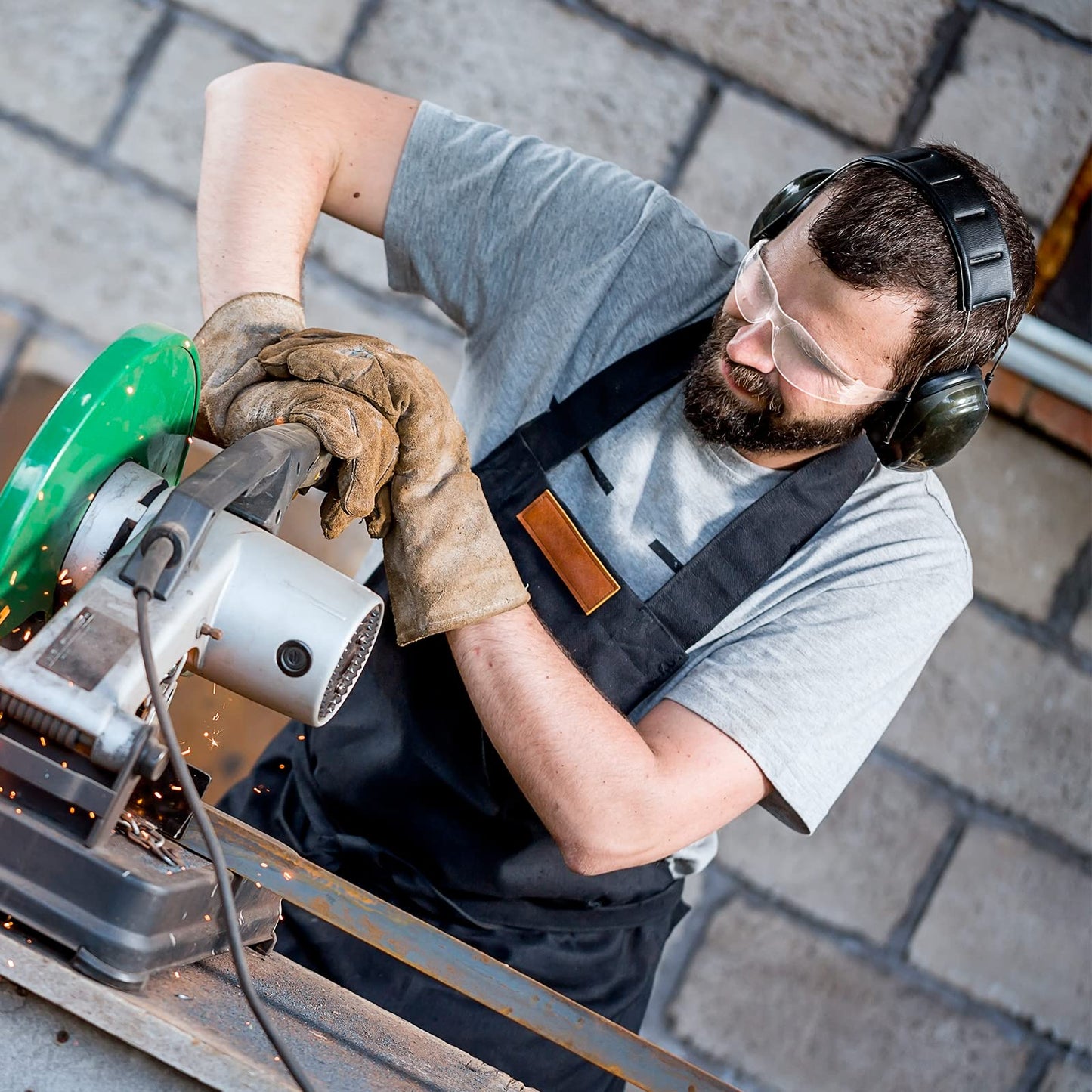 100 Pack Safety Glasses Bulk ANSI Z87.1 Protective Eyewear Goggles Eye Protection for Men Women Work Science Lab Construction(Clear)