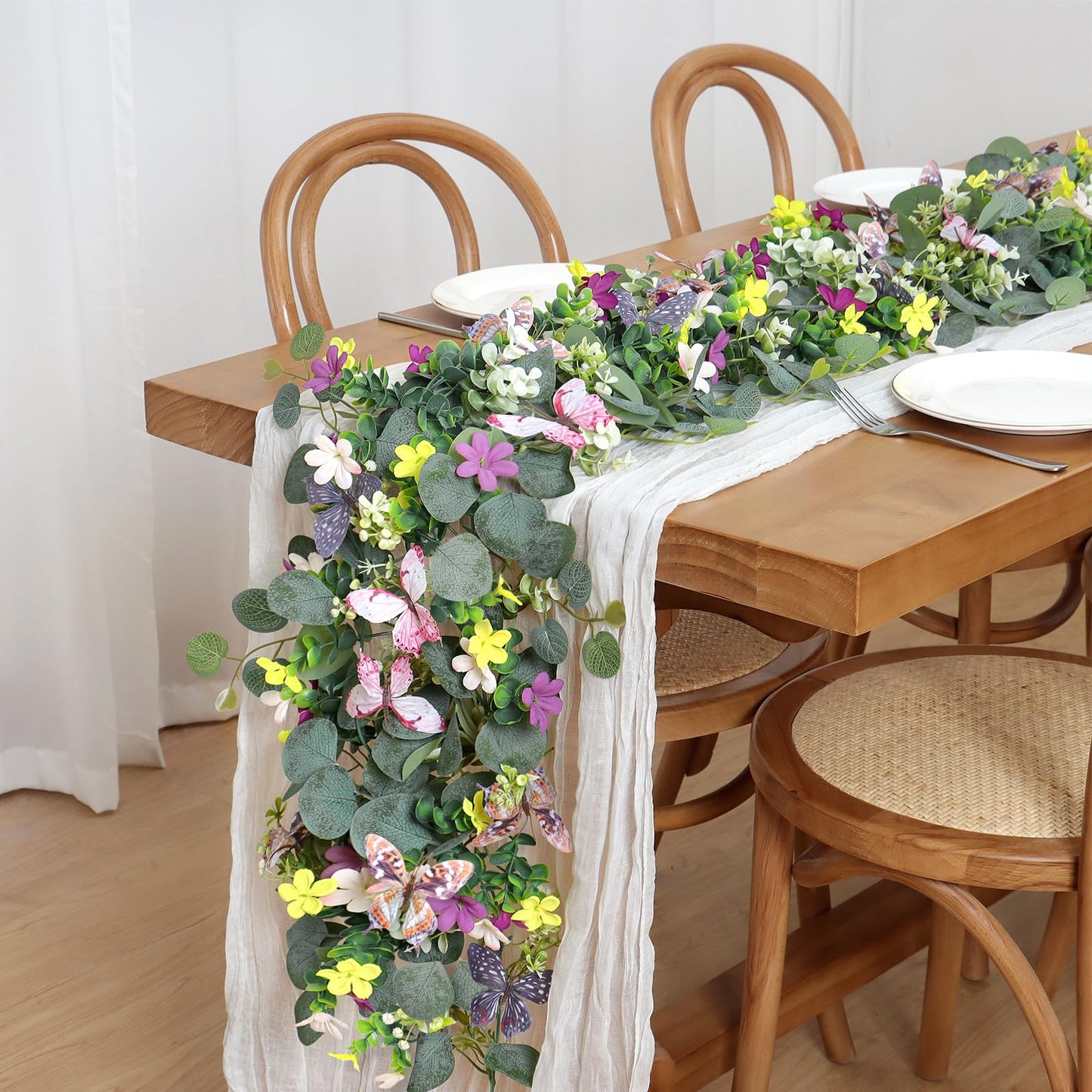 ASTNIC 2 Pack 5.68 FT Artificial Daisy Garland with 3D Butterfly, Hanging Fake Flowers Greenery Eucalyptus Garland Floral Vines for Wedding Table Home Room Spring Summer Decor