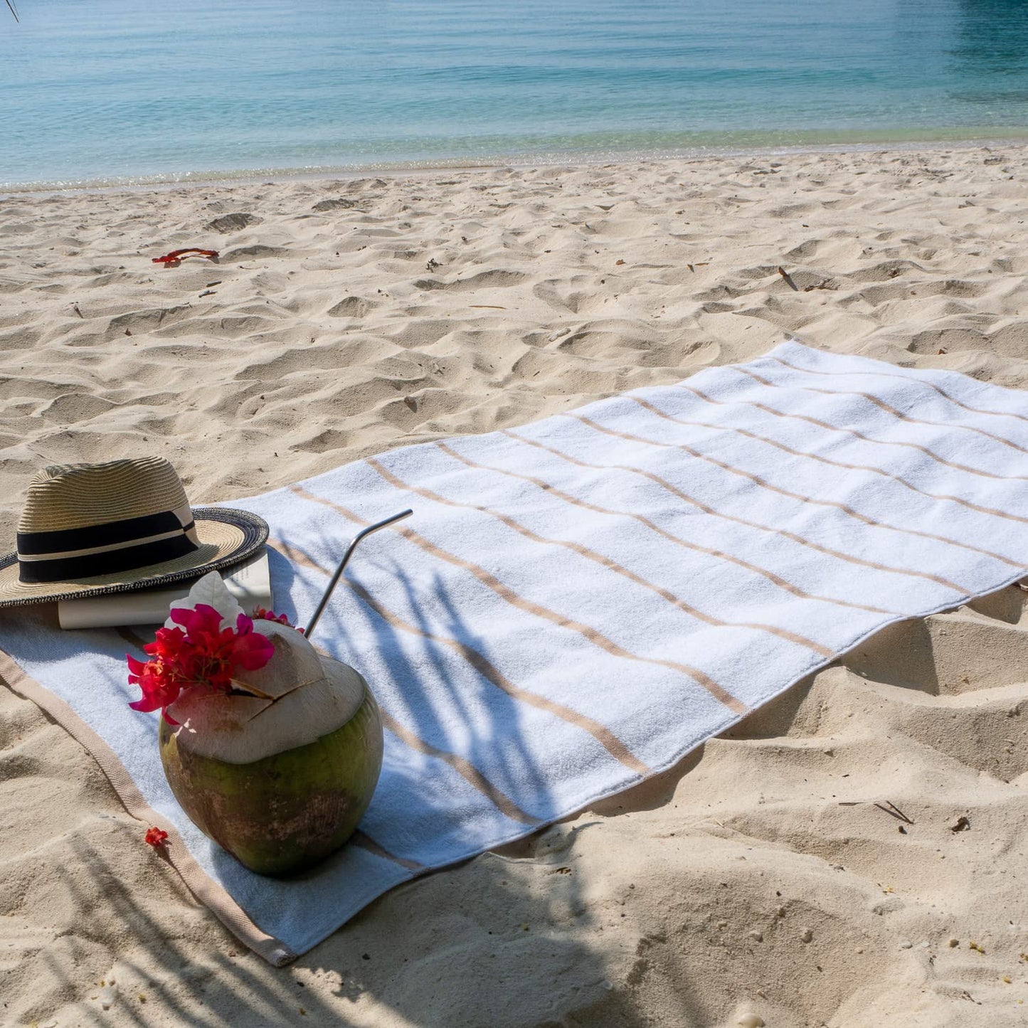 Arkwright Las Rayas Striped Beach Towel - Pack of 4 - Soft Plush Quick Dry White Cotton Terry Towels Set for Pool, Swim, and Hot Tub, 480 GSM Thick & Absorbent, 30 x 60 in, Beige