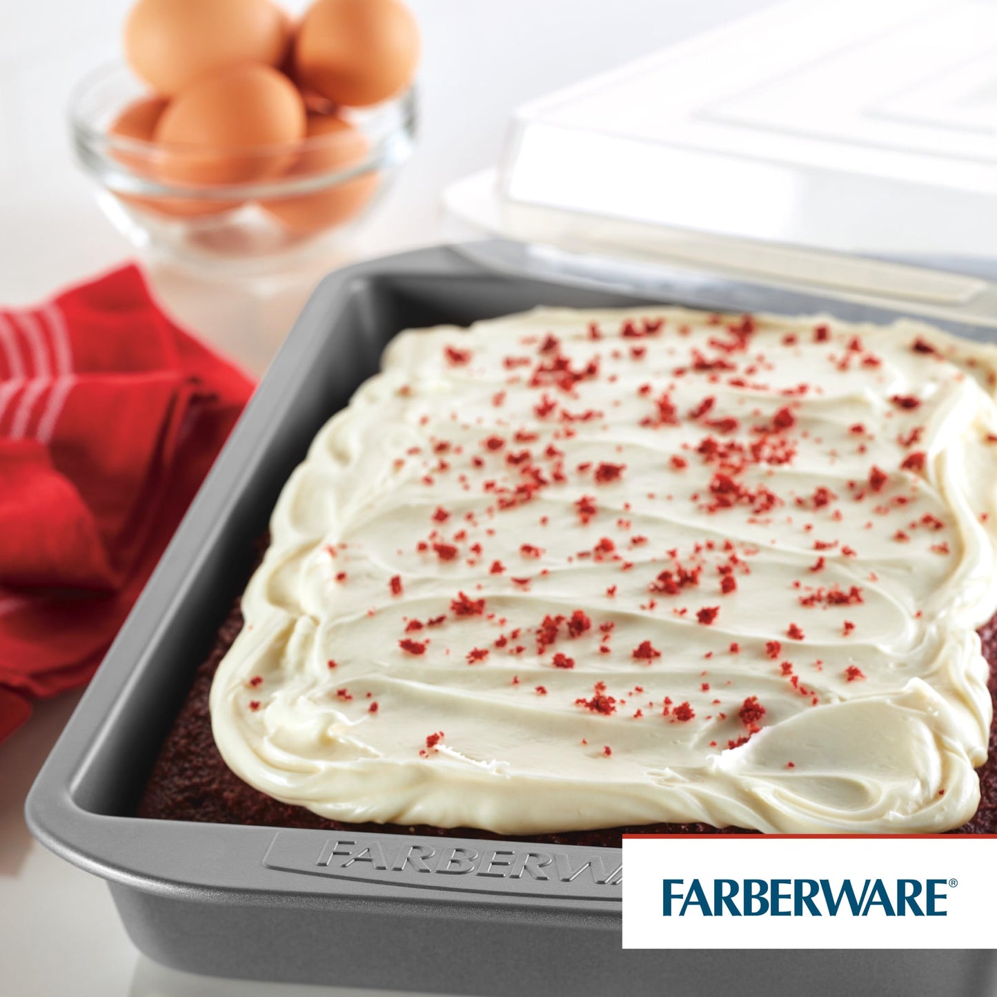 Farberware Nonstick Bakeware Rectangular Cake Pan with Lid, Cake Pans For Baking, 9-Inch x 13-Inch, Gray