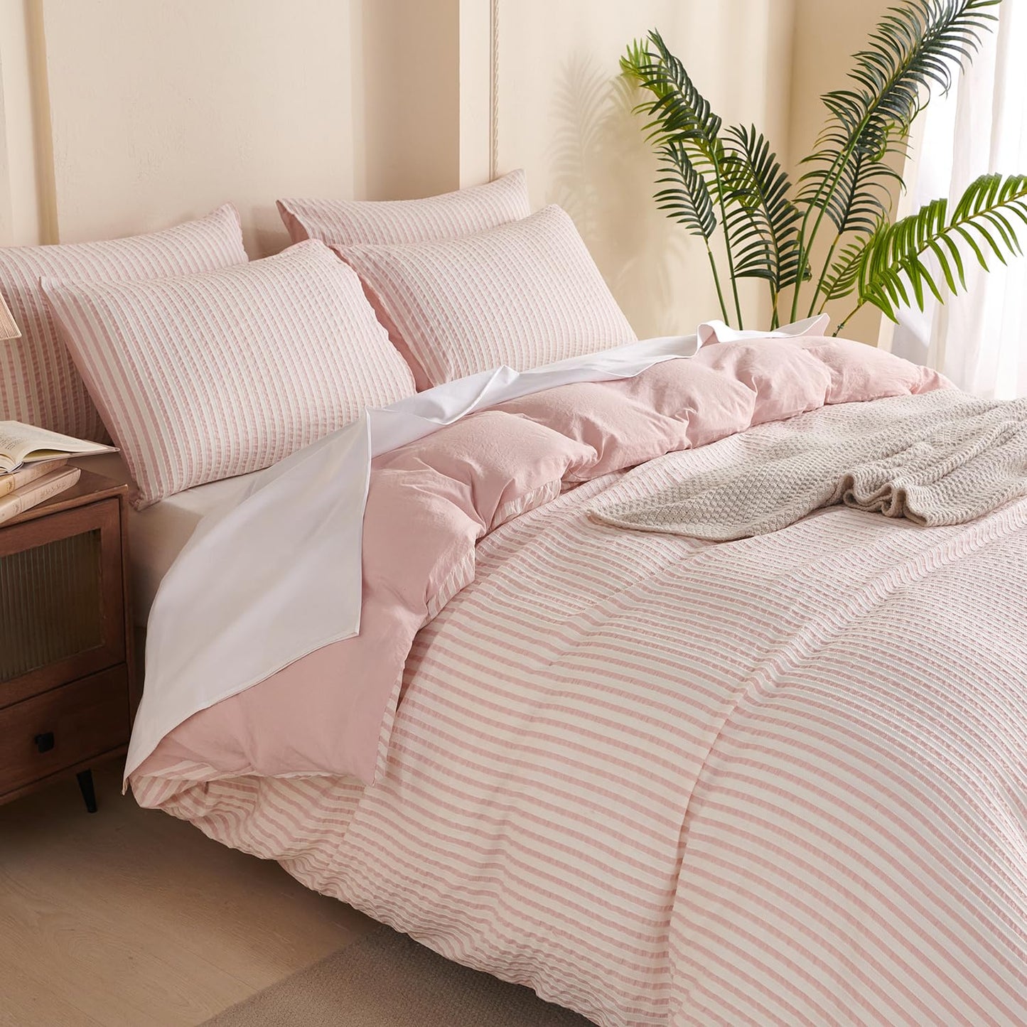BUPIRD Pink Comforter Set Queen Size Striped 100% Soft Washed Microfiber Jacquard 3 Pieces Striped Bedding Sets Pink White Comforter Queen for All Seasons and 2 Pillowcases Comfort Breathable